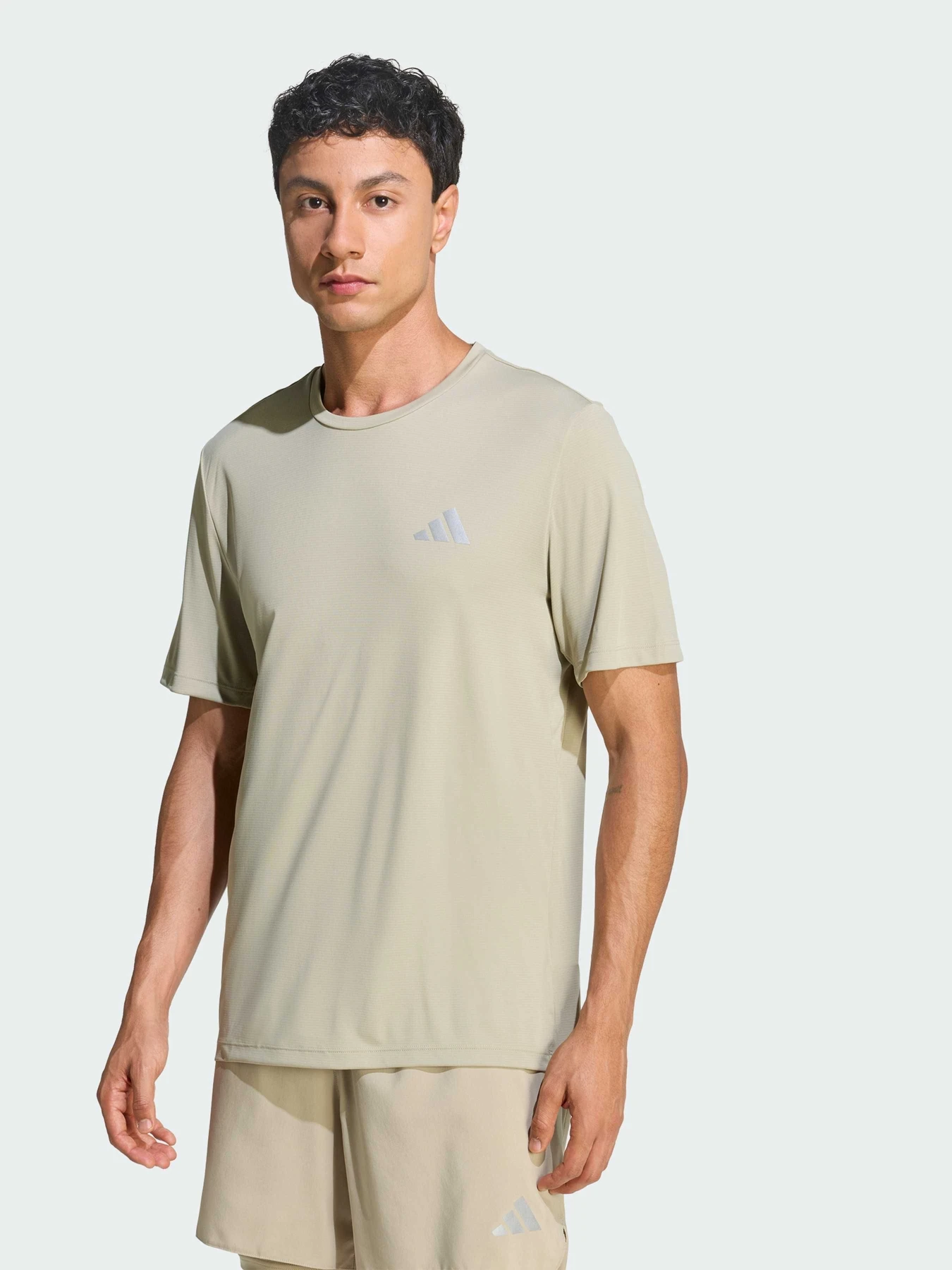 Футболки і поло Adidas Adidas Essentials модель KB5962 Футболки і поло Adidas Adidas Essentials модель KB5962 Фото