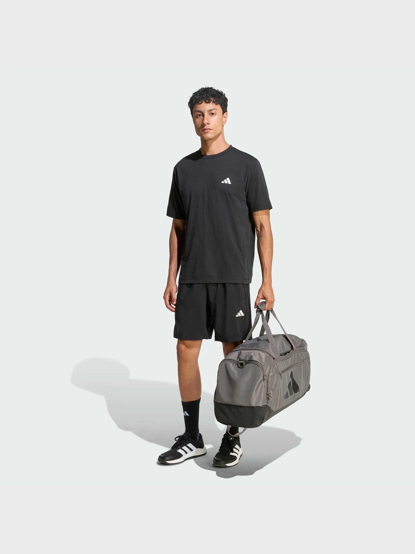 Шорты Adidas Adidas Essentials модель KA3549 Фото