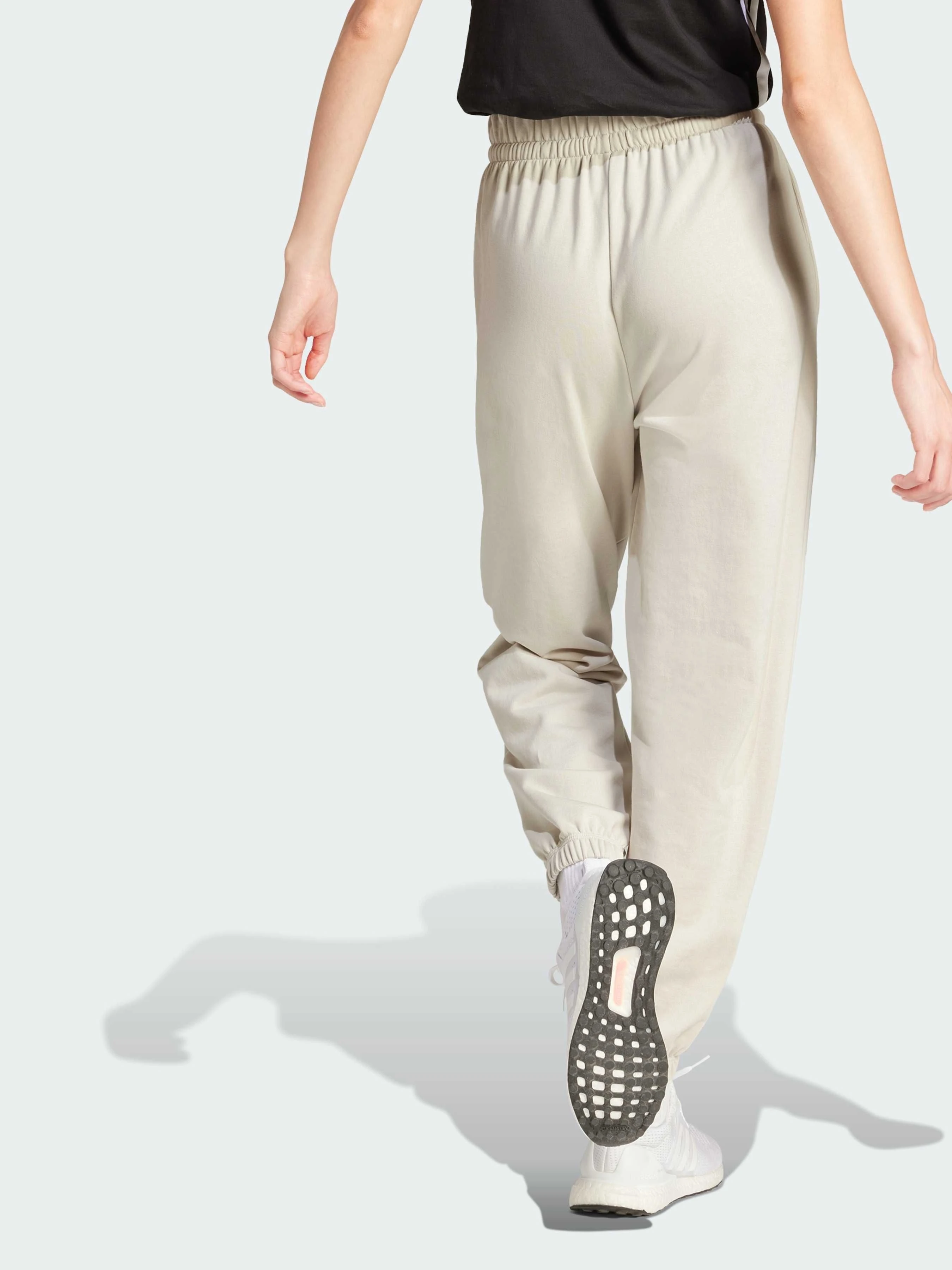 Жіночі Повсякденні штани adidas Adidas Essentials фото 2