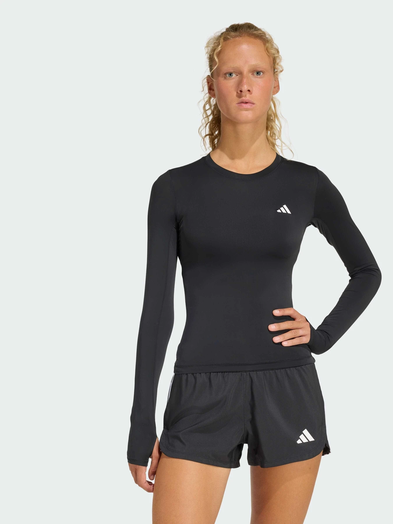 Худі та світшоти Adidas Adidas Essentials модель KD2210 Фото