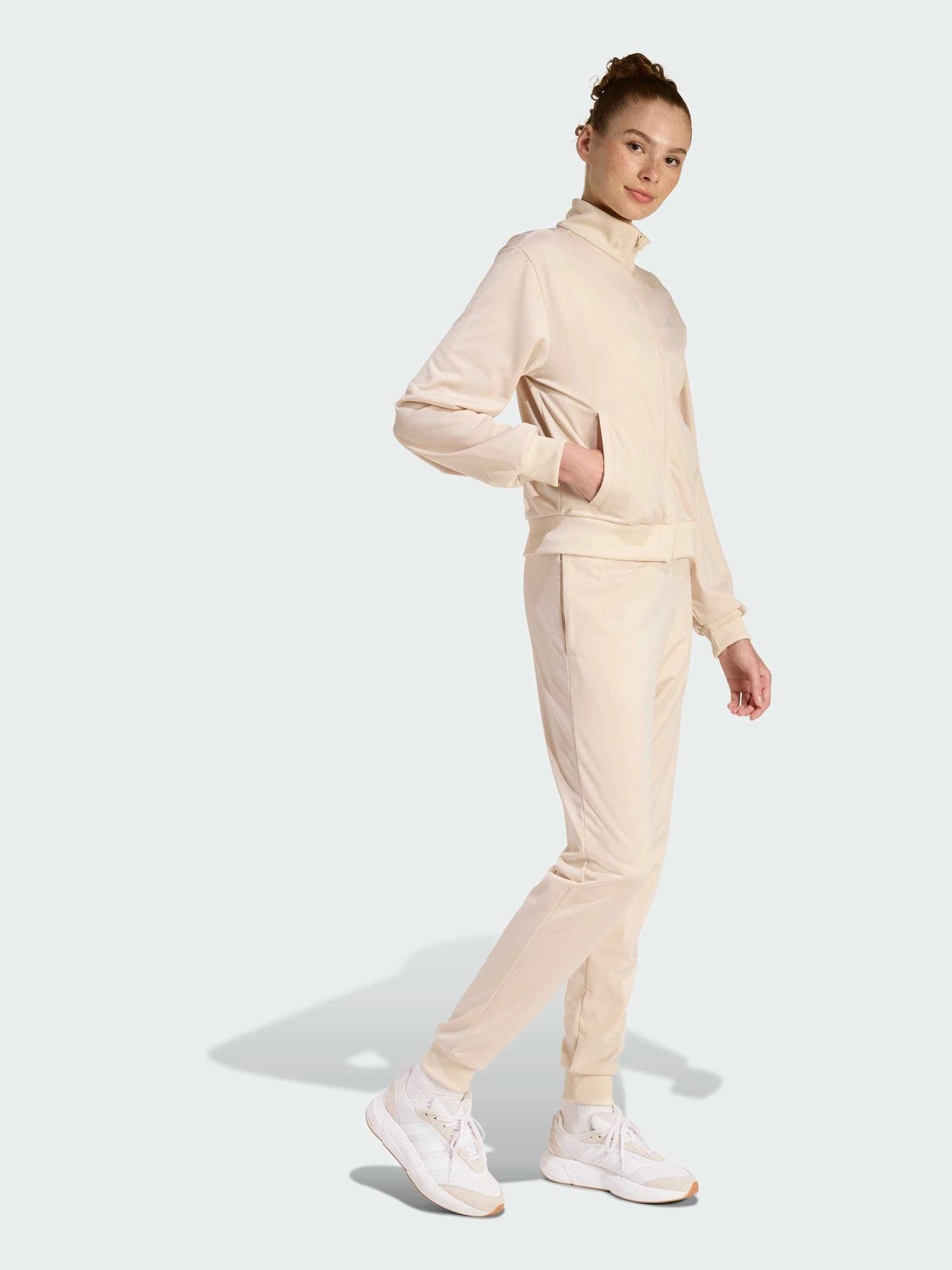 Костюмы Adidas Adidas Essentials модель KB8459 Фото