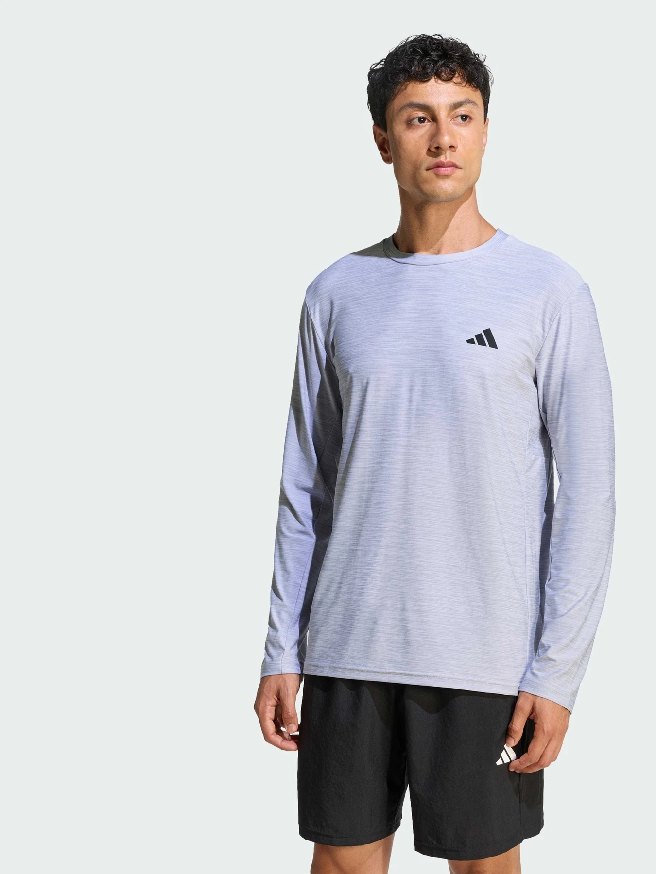Худи и свитшоты Adidas Adidas Essentials модель KD2862 Фото