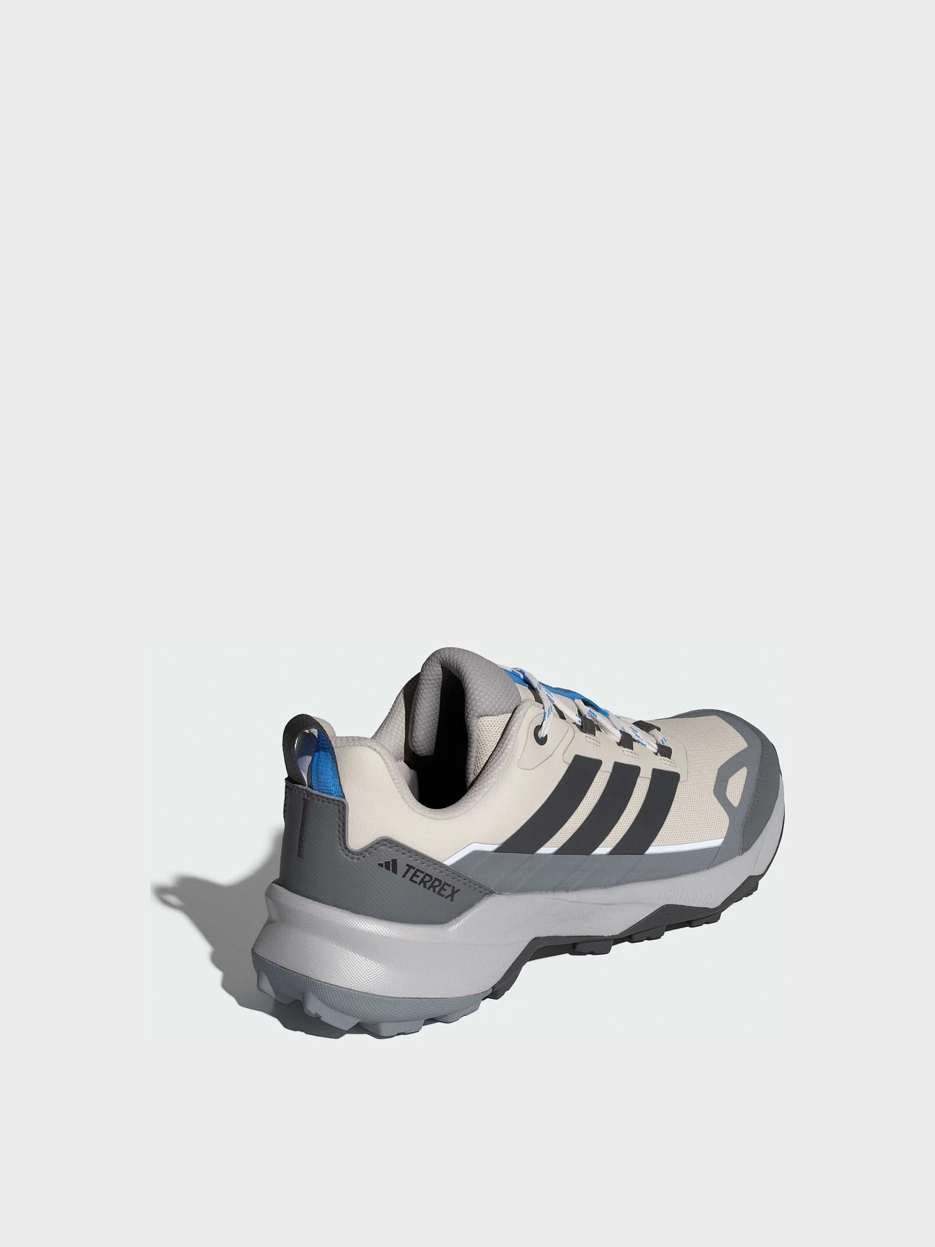 Кроссовки Adidas Terrex модель JR3975 Кроссовки Adidas Terrex модель JR3975 Фото