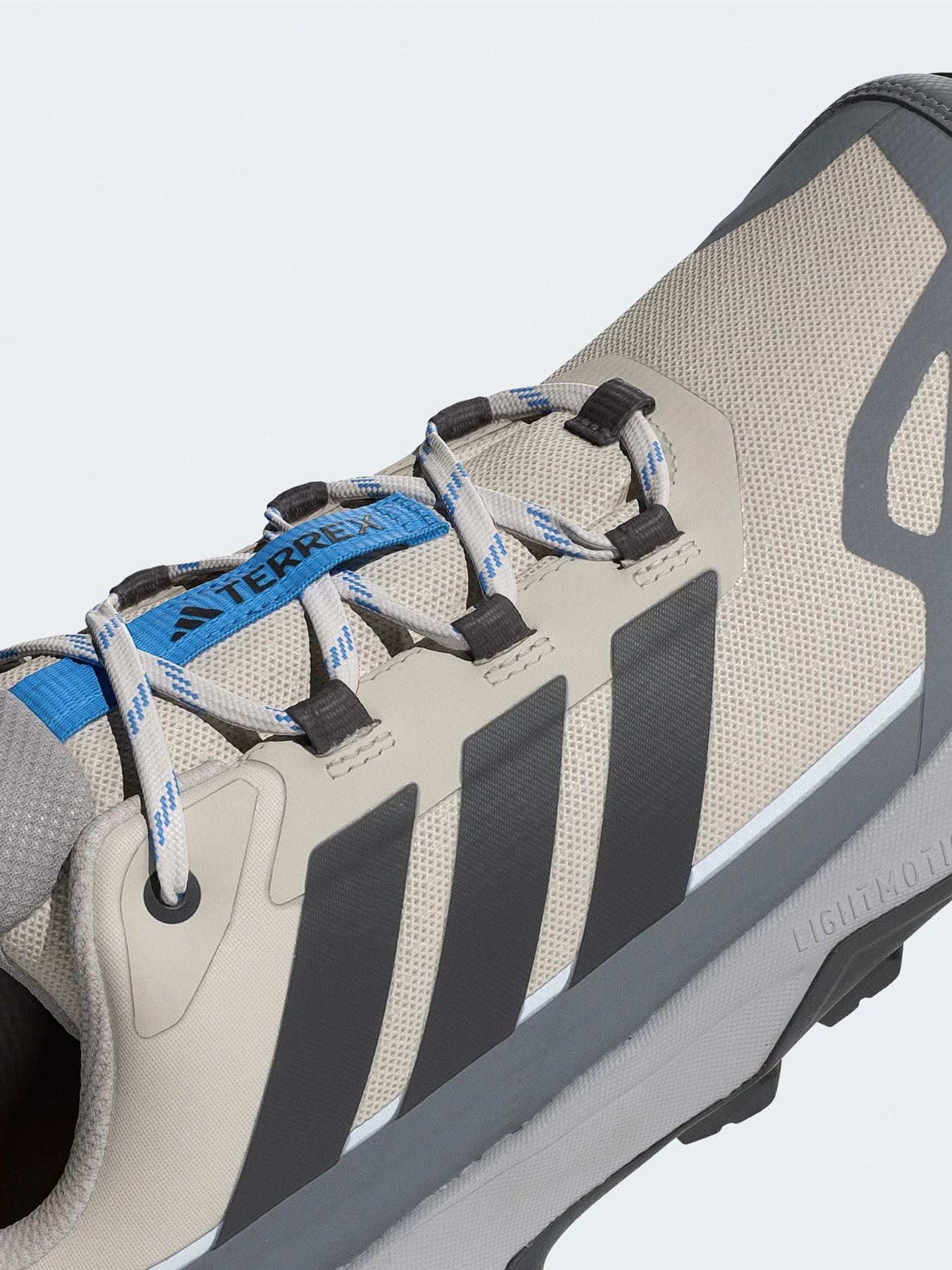 Кроссовки Adidas Terrex модель JR3975 Кроссовки Adidas Terrex модель JR3975 Фото