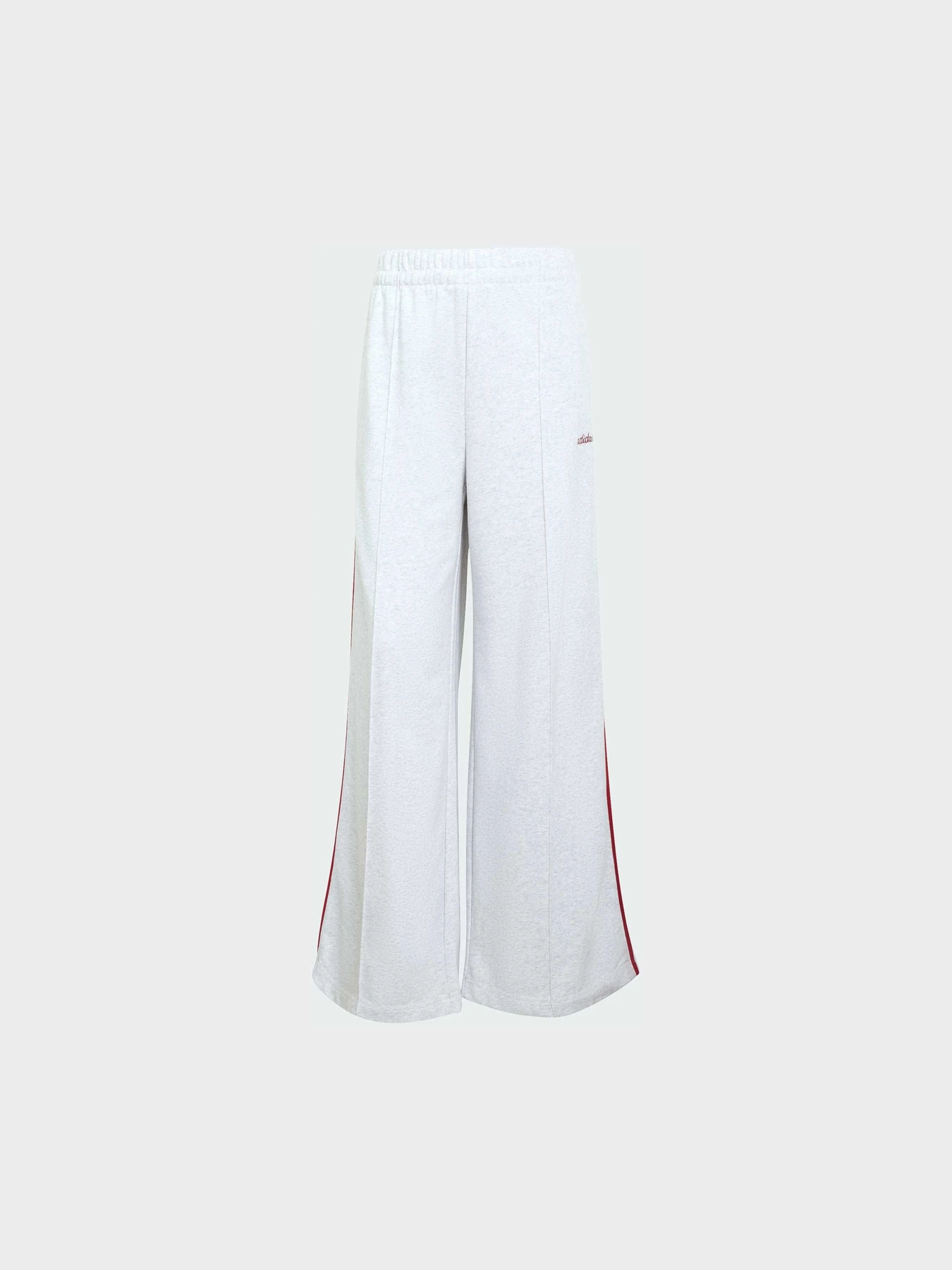 Брюки Adidas Adidas Essentials модель KC3935 Брюки Adidas Adidas Essentials модель KC3935 Фото