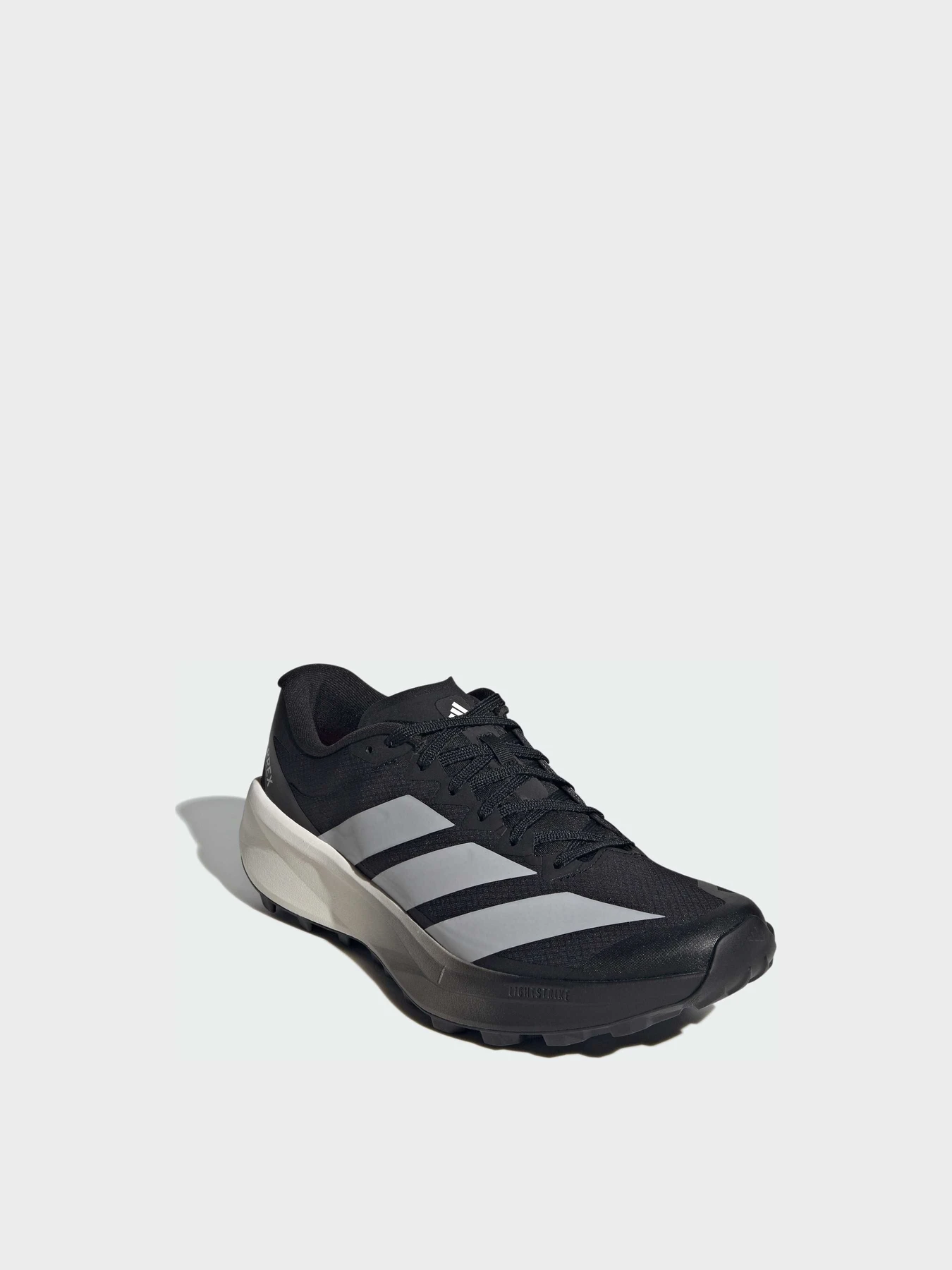 Кросівки Adidas Terrex модель KJ8870 Кросівки Adidas Terrex модель KJ8870 Фото