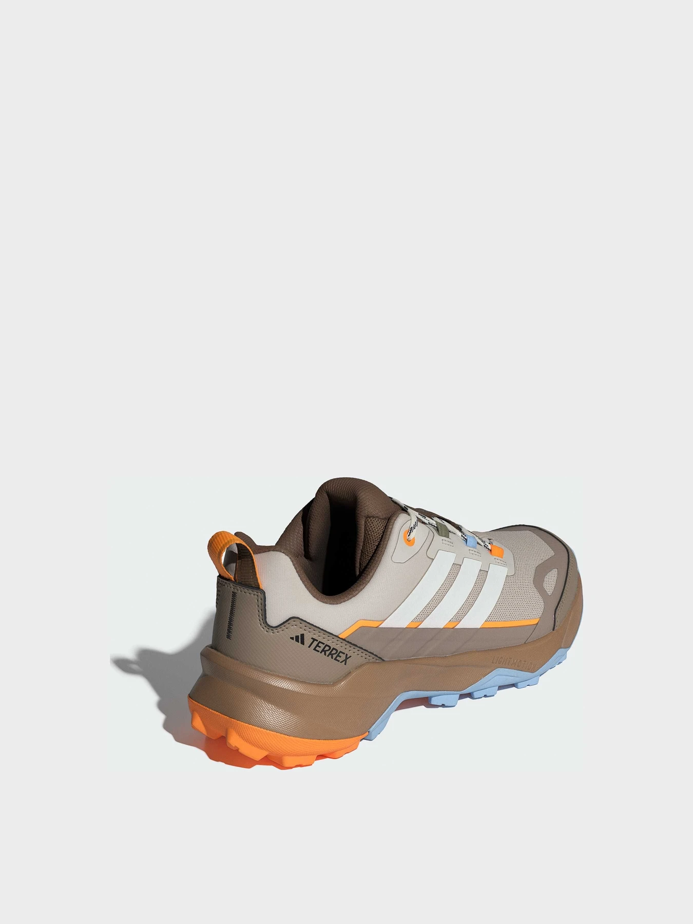 Кросівки Adidas Terrex модель JR3986 Кросівки Adidas Terrex модель JR3986 Фото