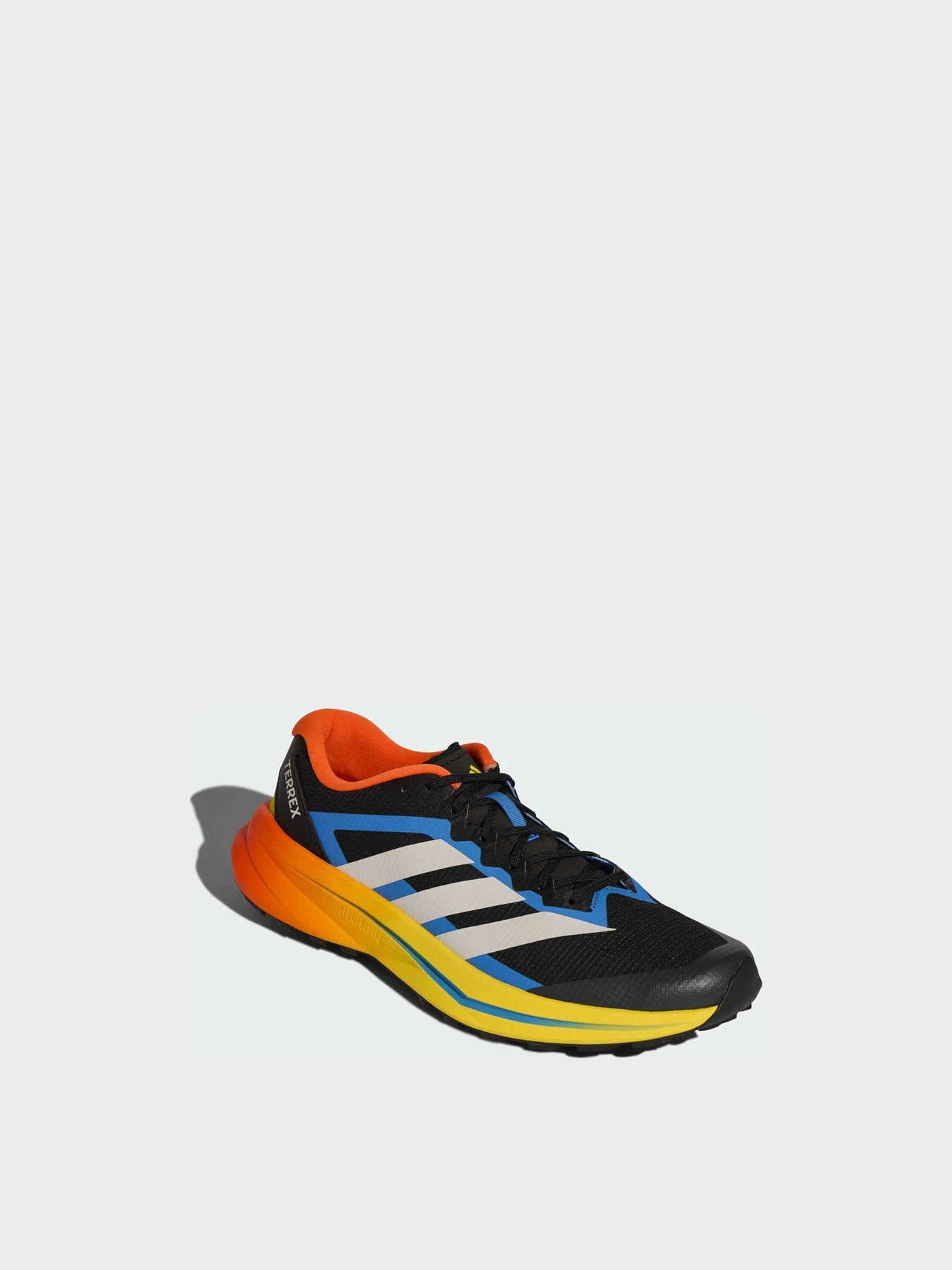 Кроссовки Adidas Terrex модель KK1877 Кроссовки Adidas Terrex модель KK1877 Фото