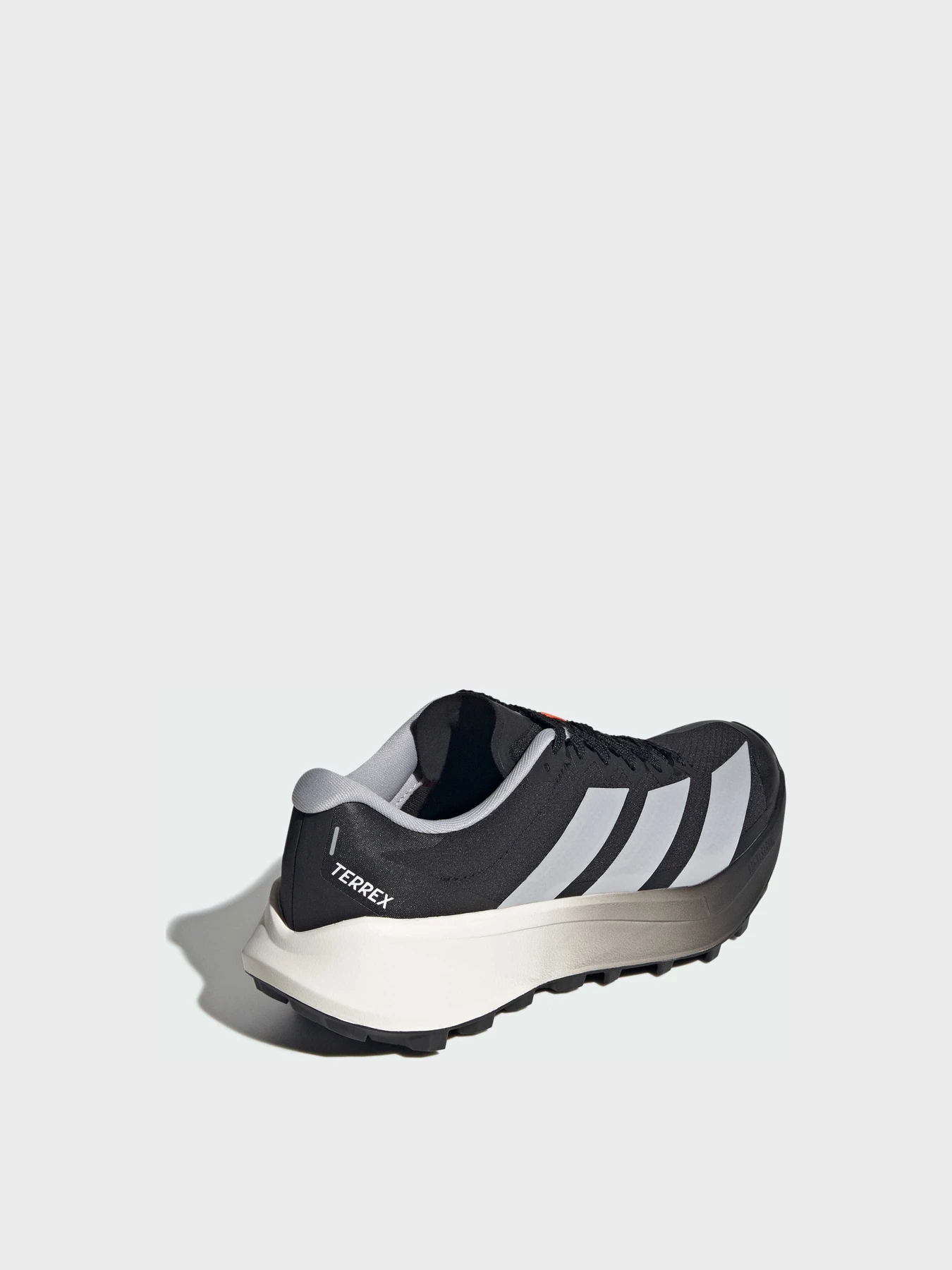 Кросівки Adidas Terrex модель KJ8880 Фото