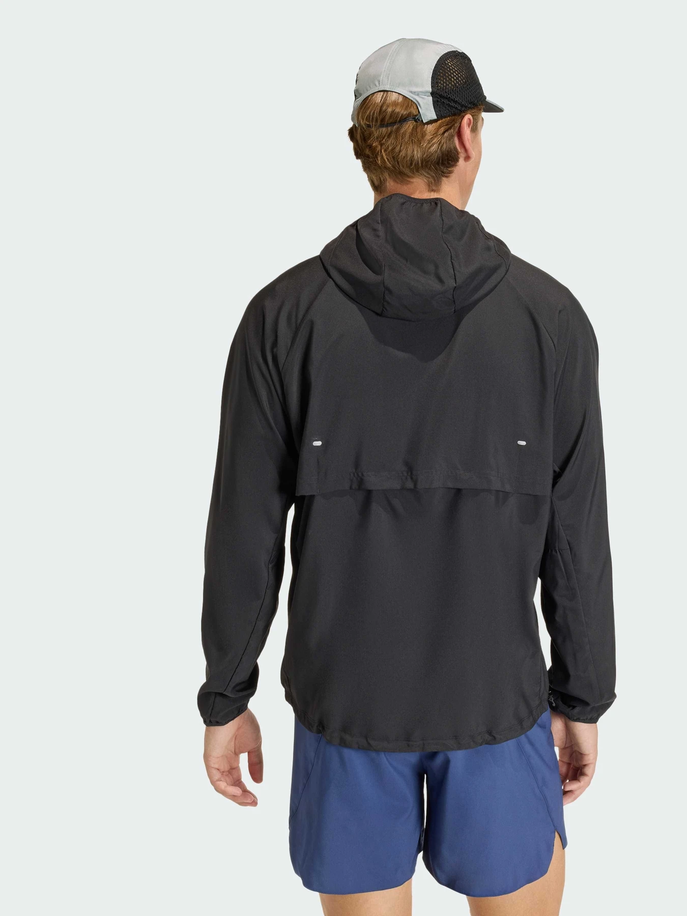 Куртки и дубленки Adidas Adidas Essentials модель JZ7782 Куртки и дубленки Adidas Adidas Essentials модель JZ7782 Фото