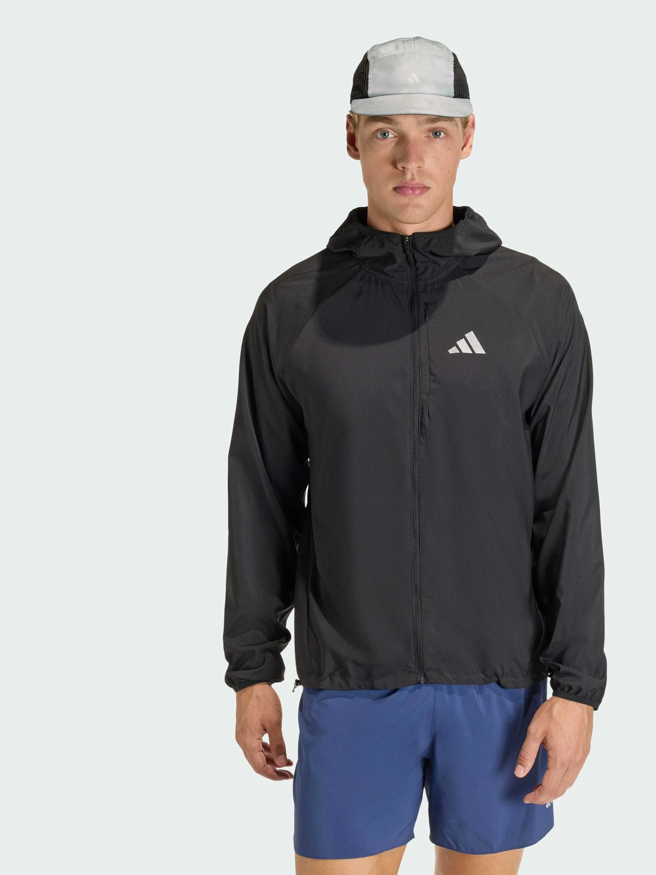 Куртки и дубленки Adidas Adidas Essentials модель JZ7782 Куртки и дубленки Adidas Adidas Essentials модель JZ7782 Фото