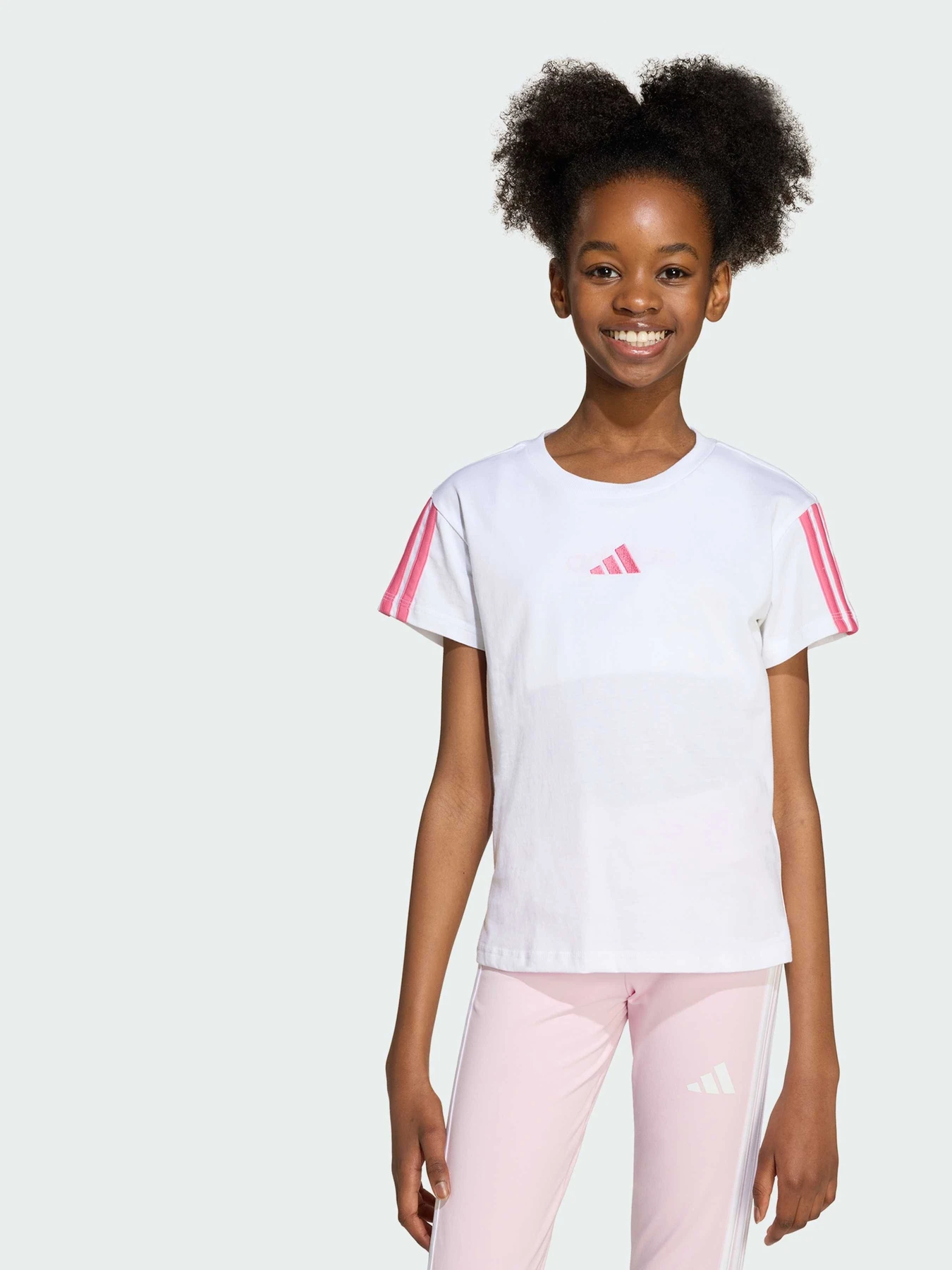 Футболки і поло Adidas Adidas Essentials модель JY4973 Футболки і поло Adidas Adidas Essentials модель JY4973 Фото