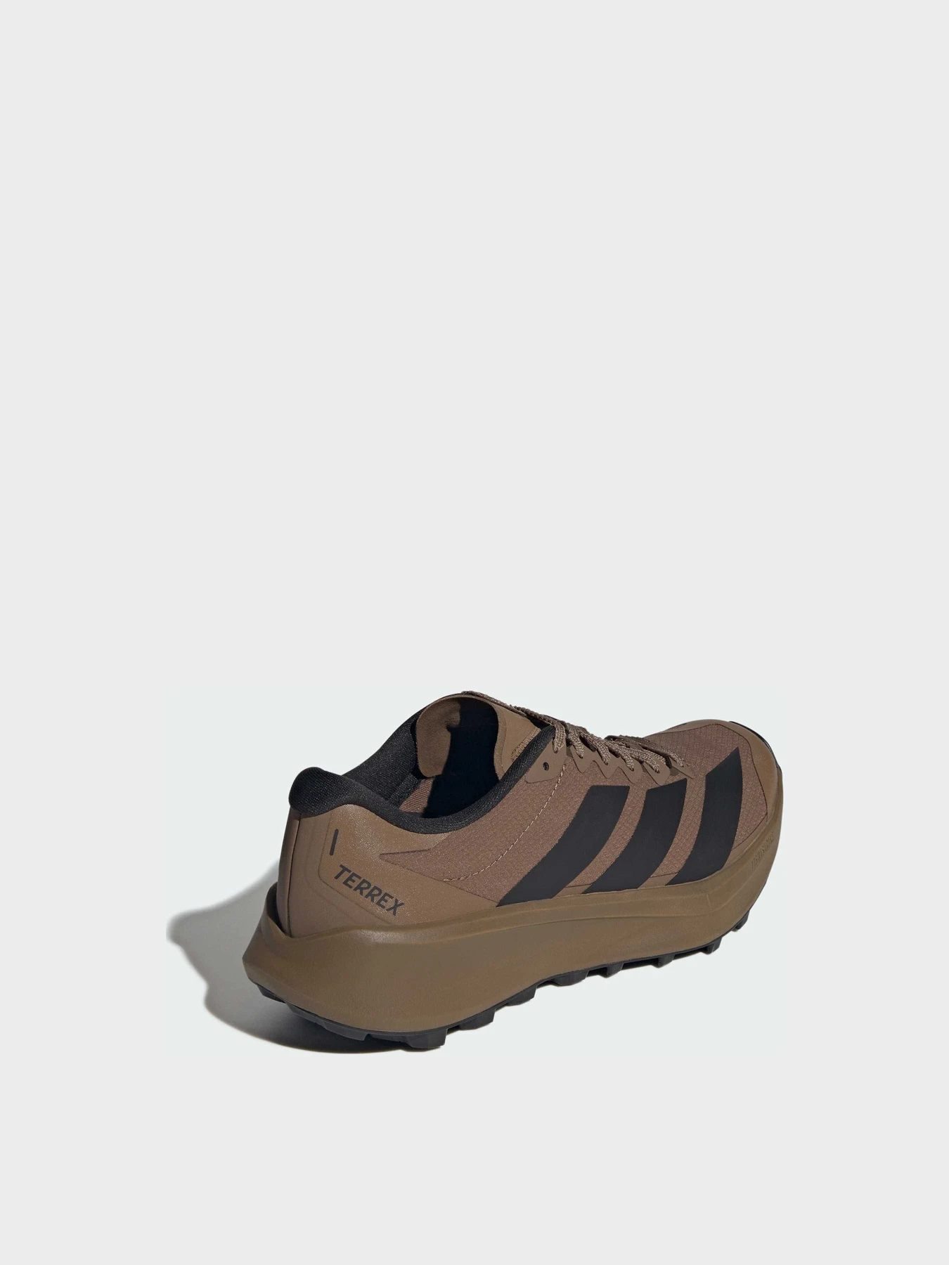 Кроссовки Adidas Terrex модель KJ8874 Кроссовки Adidas Terrex модель KJ8874 Фото