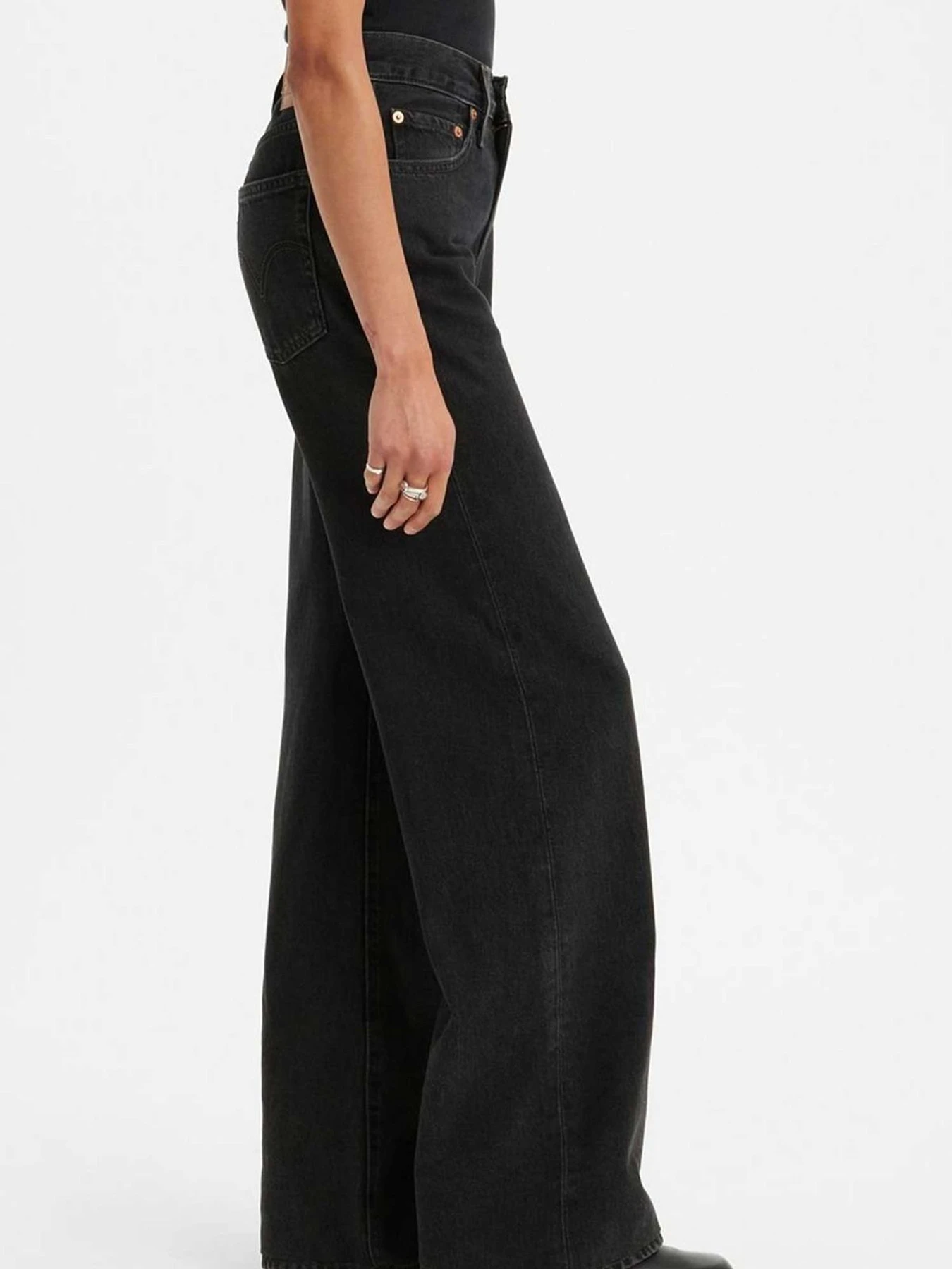 Джинсы Levi's модель A6081;0001 Джинсы Levi's модель A6081;0001 Фото