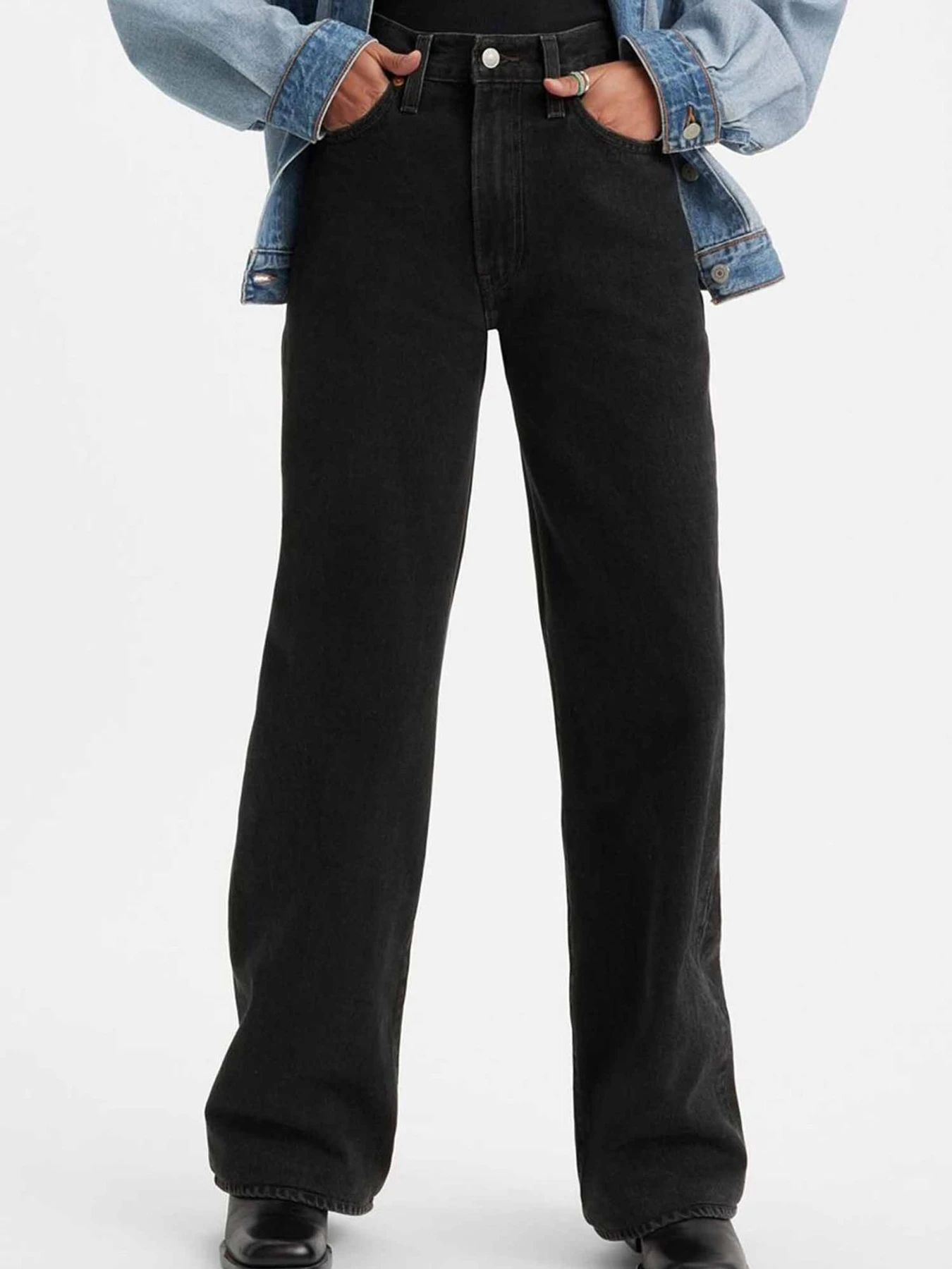 Джинсы Levi's модель A6081;0001 Джинсы Levi's модель A6081;0001 Фото