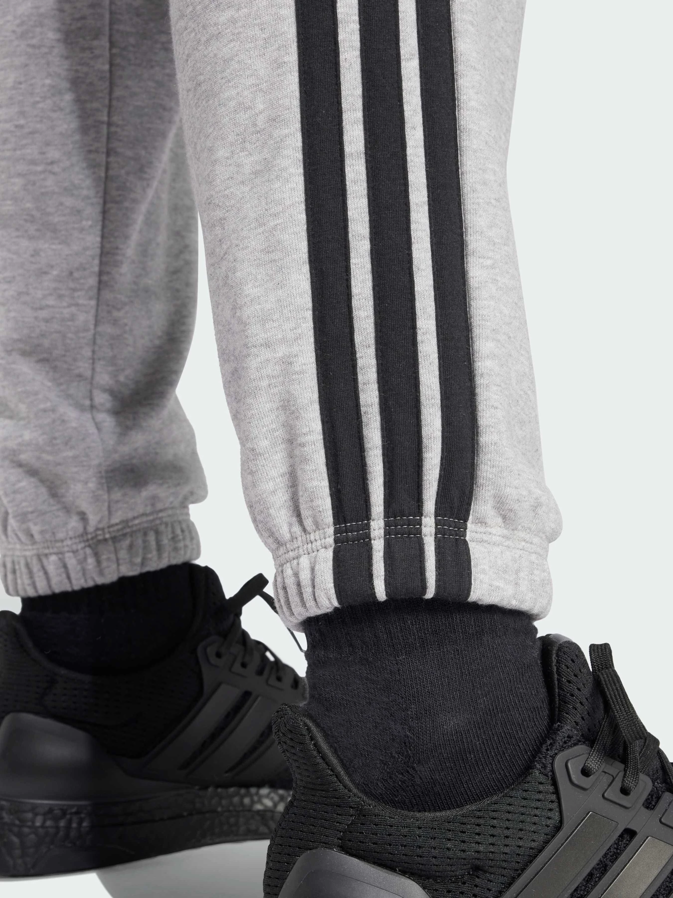 Брюки Adidas Adidas Essentials модель JD5310 Фото