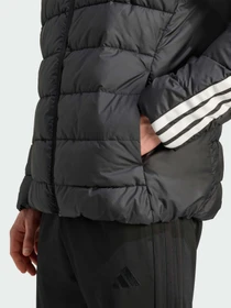 Куртки и дубленки Adidas Adidas Essentials модель JM8416 Фото