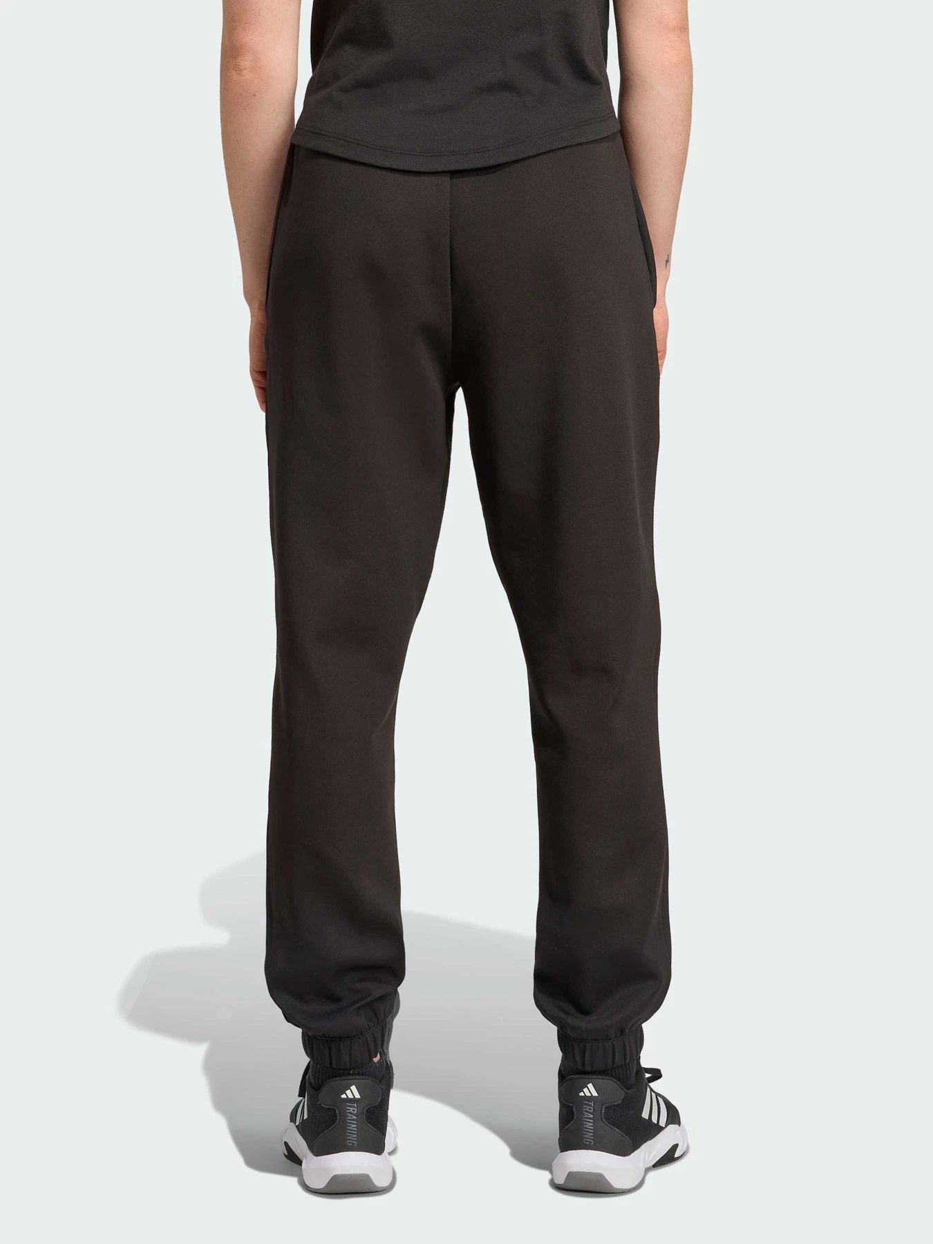 Брюки Adidas Adidas Essentials модель JY4700 Брюки Adidas Adidas Essentials модель JY4700 Фото