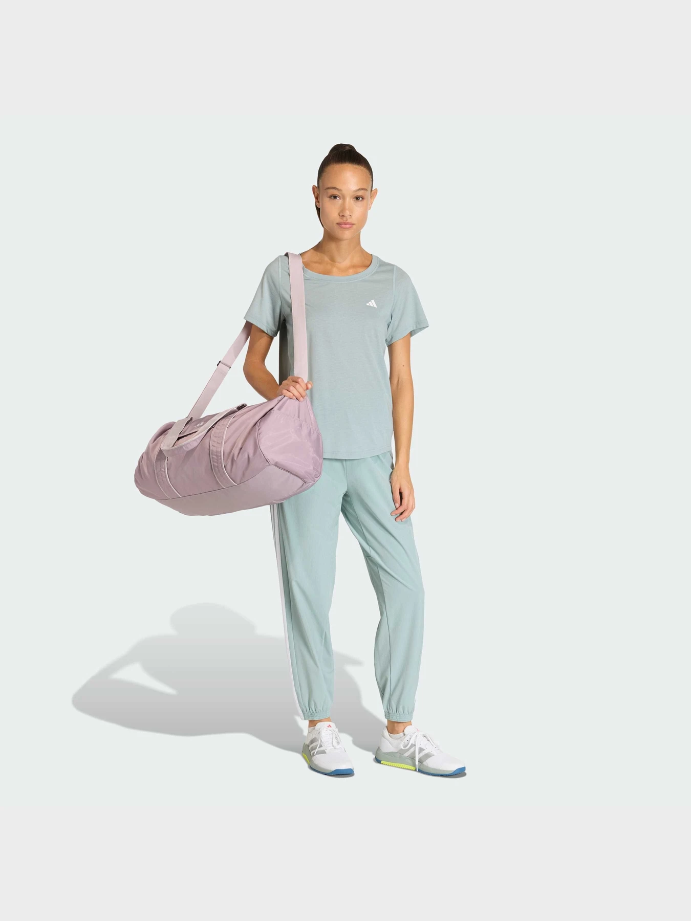 Брюки Adidas Adidas Essentials модель KC5494 Брюки Adidas Adidas Essentials модель KC5494 Фото