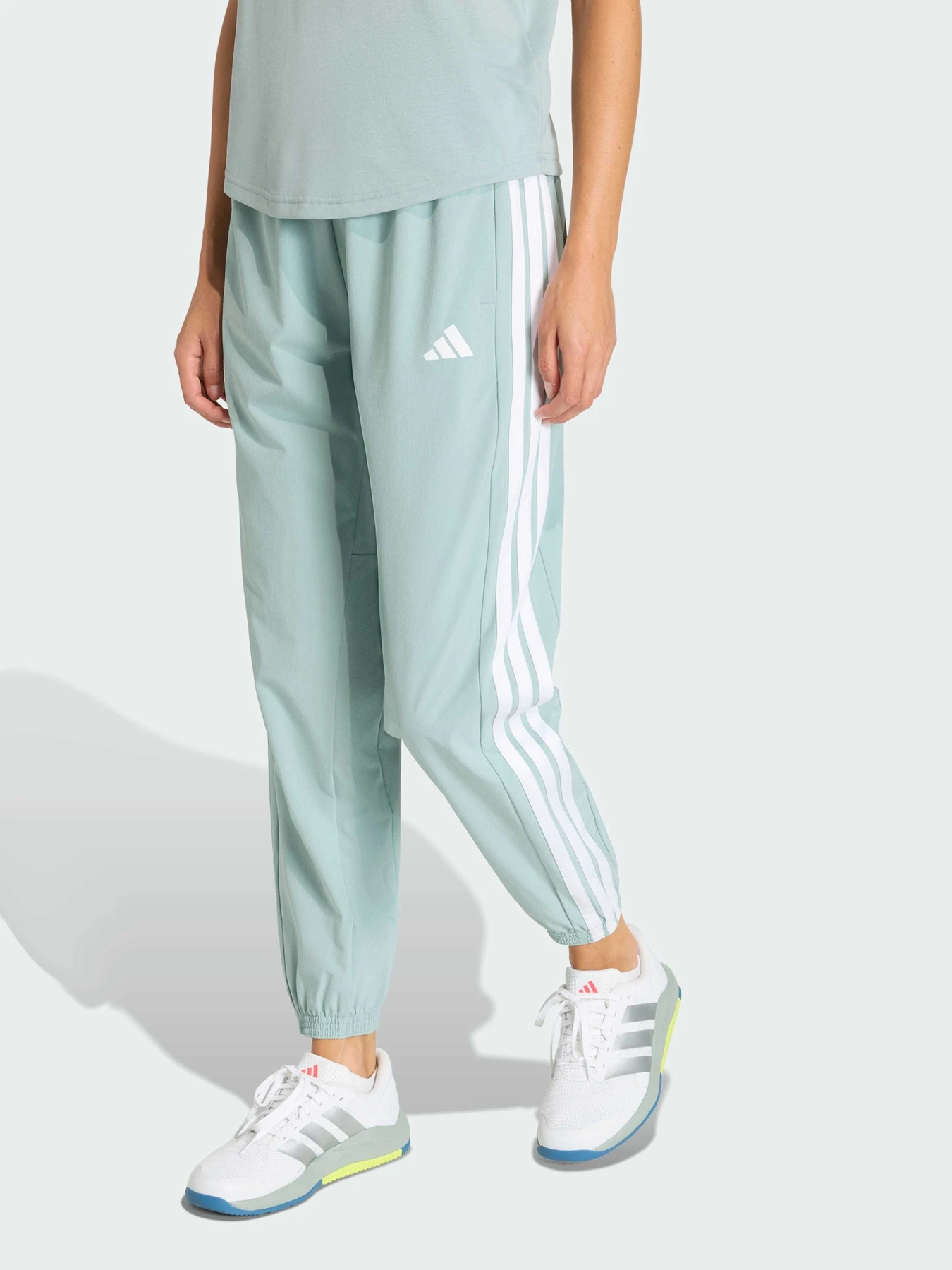 Брюки Adidas Adidas Essentials модель KC5494 Брюки Adidas Adidas Essentials модель KC5494 Фото