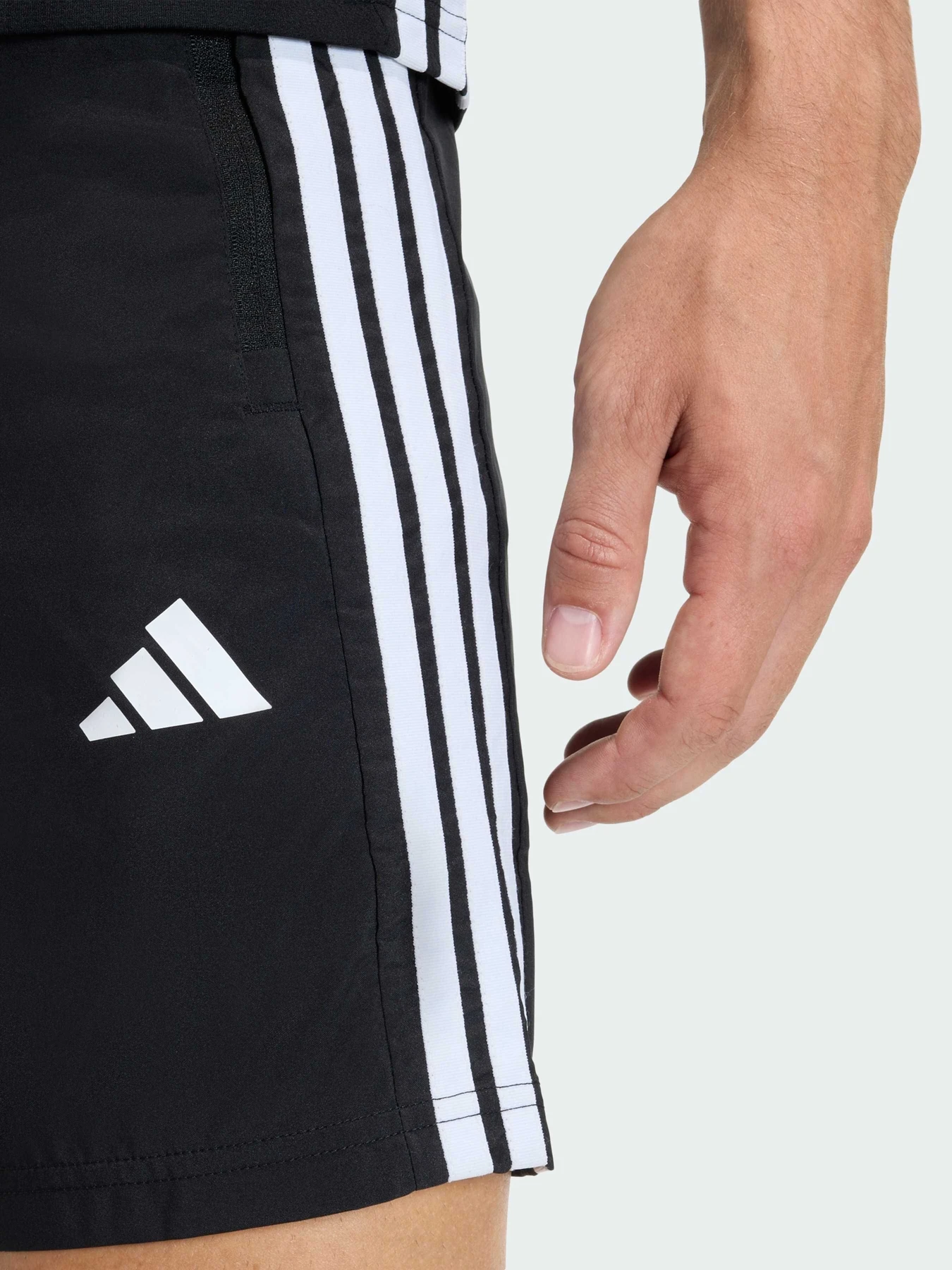 Шорты Adidas Adidas Essentials модель KA3521 Шорты Adidas Adidas Essentials модель KA3521 Фото