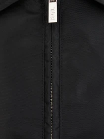 Куртки та дублянки Karl Lagerfeld модель 551523.505081;990 Фото