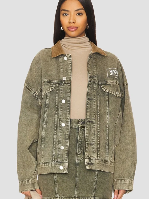 Куртки и дубленки Moschino модель A0508.3218;1517 Фото
