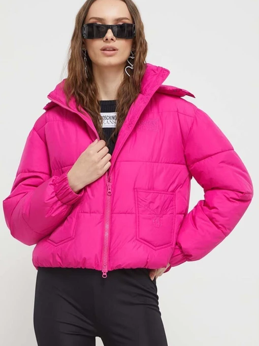 Куртки и дубленки Moschino модель A0609.8720;0244 Фото