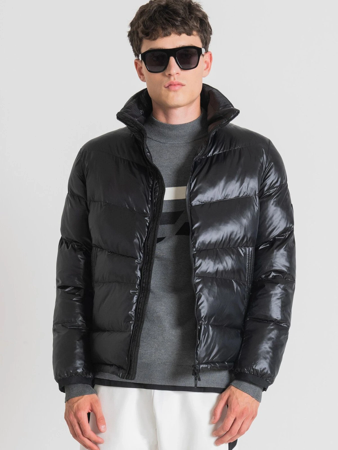 Куртки та дублянки Antony Morato модель MMCO00849.FA600148;9000 Куртки та дублянки Antony Morato модель MMCO00849.FA600148;9000 Фото