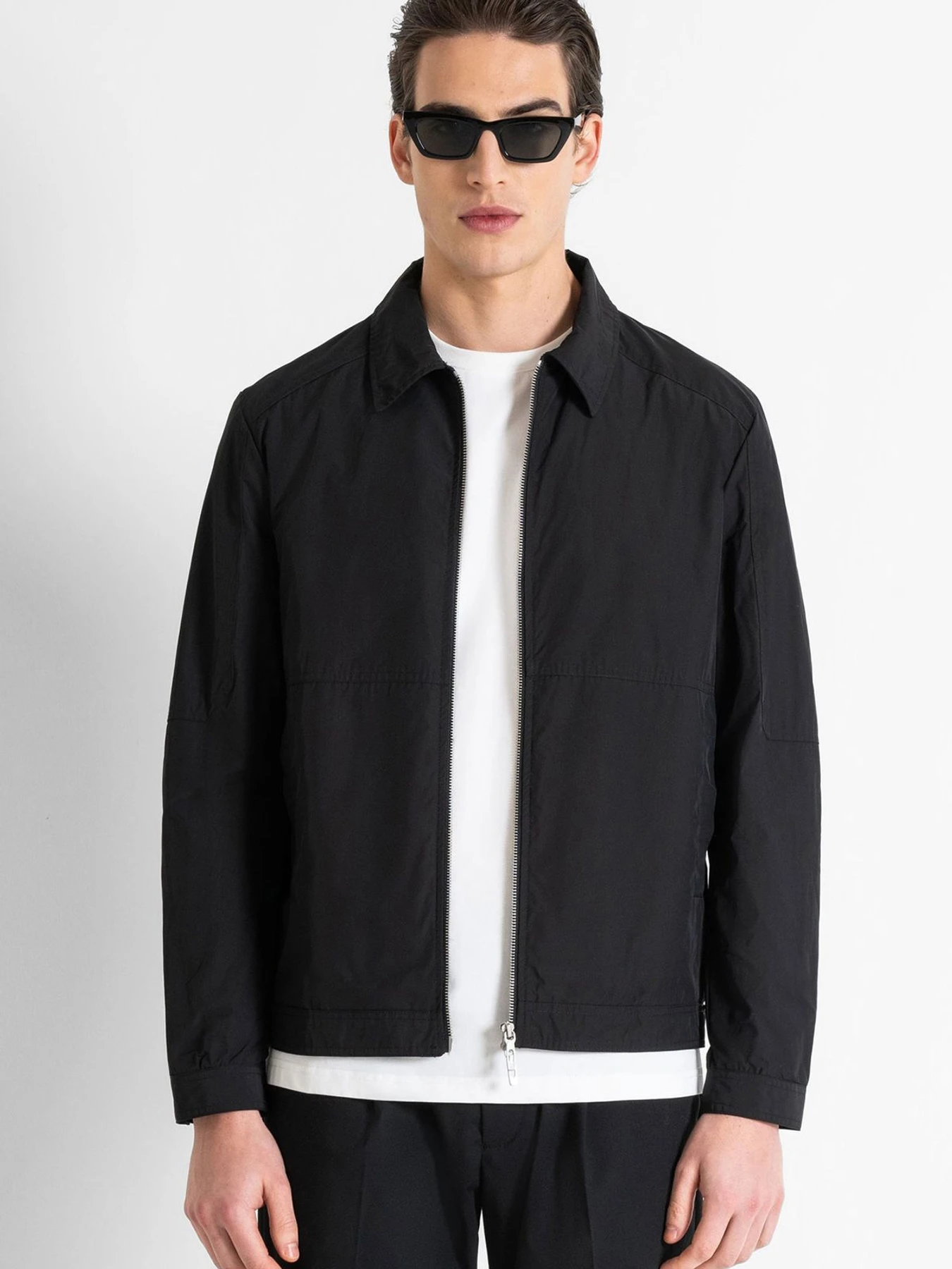 Куртки и дубленки Antony Morato модель MMCO00868.FA600268;9000 Фото
