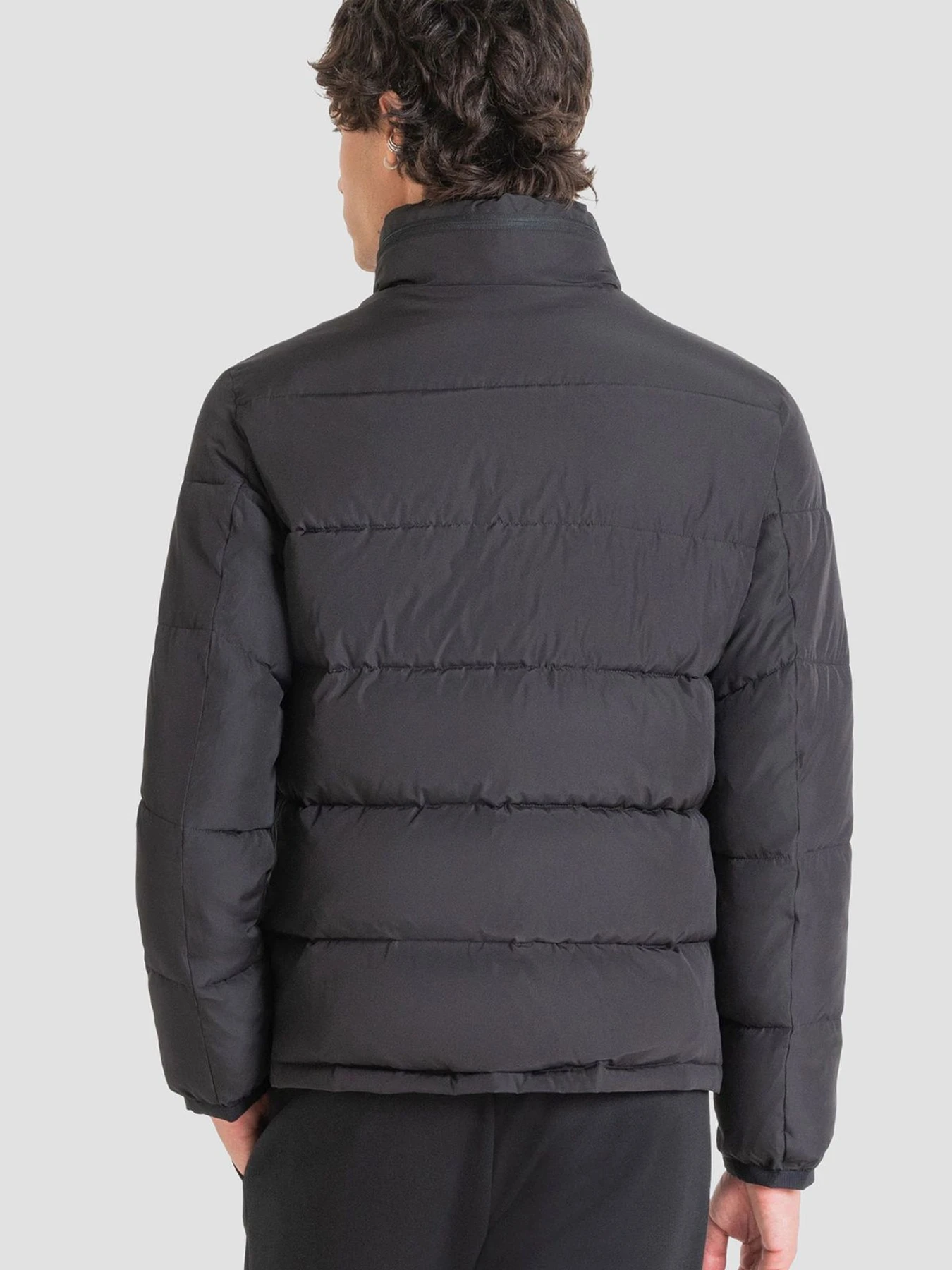 Куртки та дублянки Antony Morato модель MMCO00907.FA600243;9000 Фото