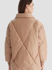 Куртки та дублянки GUESS модель V5BL13.WHHZ2;G137 Фото