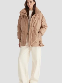 Куртки та дублянки GUESS модель V5BL13.WHHZ2;G137 Фото