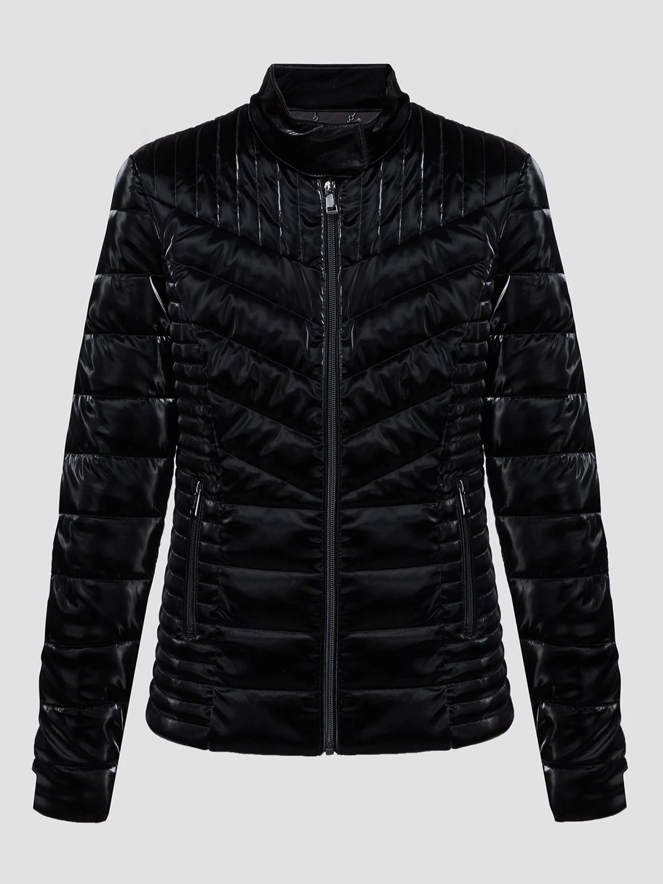 Куртки та дублянки GUESS модель W3YL14.WFJ10;JBLK Куртки та дублянки GUESS модель W3YL14.WFJ10;JBLK Фото