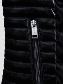 Куртки та дублянки GUESS модель W3YL14.WFJ10;JBLK Фото