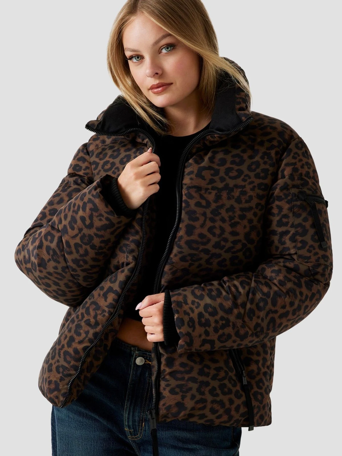 Куртки та дублянки GUESS модель W5BL47.W3702;P1UK Куртки та дублянки GUESS модель W5BL47.W3702;P1UK Фото