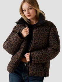 Куртки та дублянки GUESS модель W5BL47.W3702;P1UK Фото