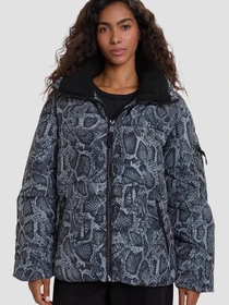 Куртки та дублянки GUESS модель W5BL47.W3702;PJ37 Фото