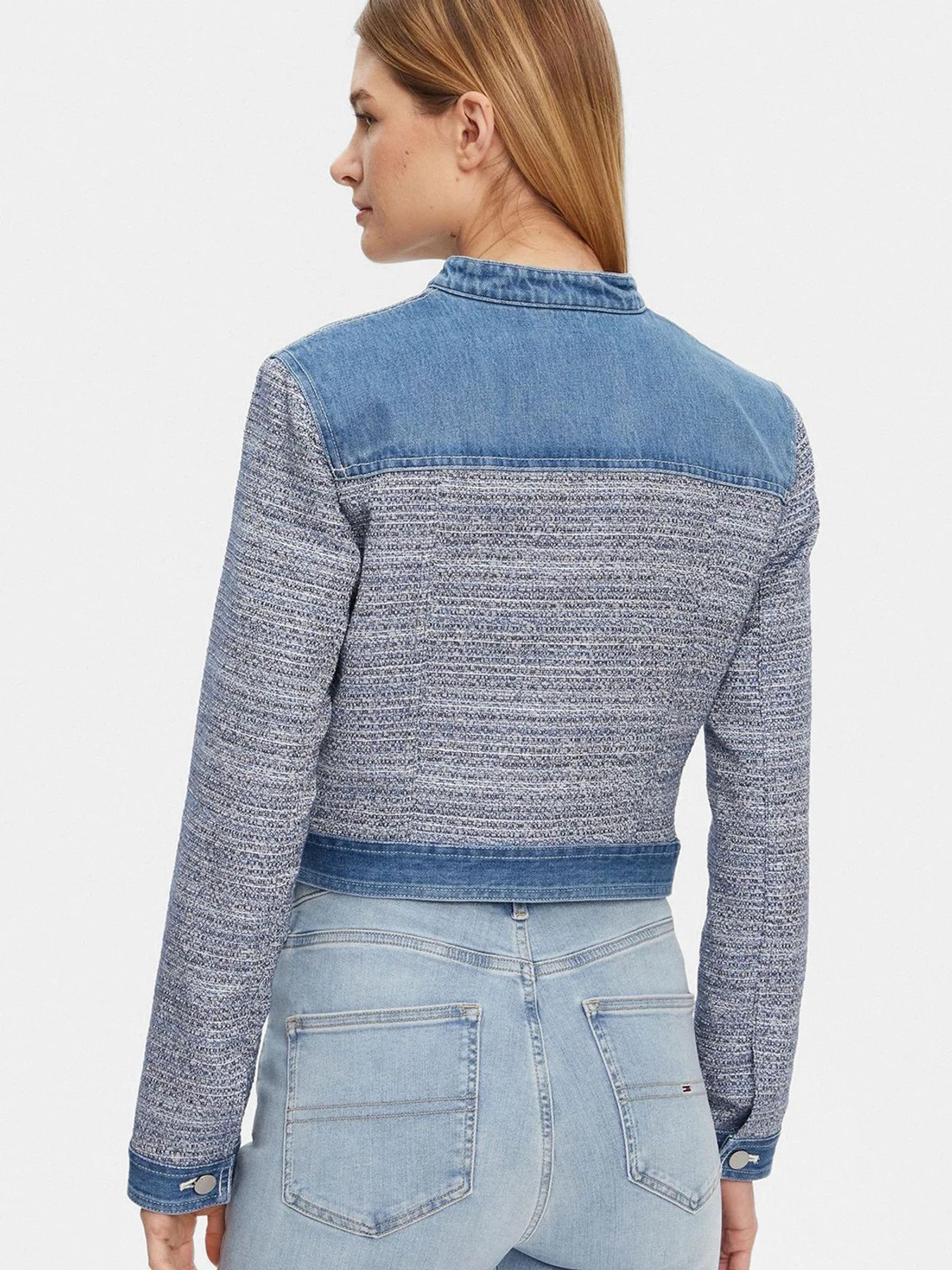 Куртки та дублянки GUESS модель W5GL23.WH610;FBAX Куртки та дублянки GUESS модель W5GL23.WH610;FBAX Фото