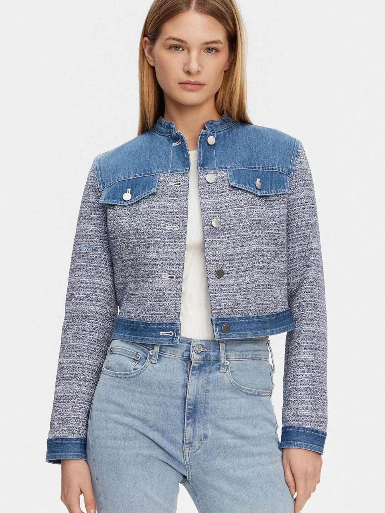 Куртки та дублянки GUESS модель W5GL23.WH610;FBAX Куртки та дублянки GUESS модель W5GL23.WH610;FBAX Фото