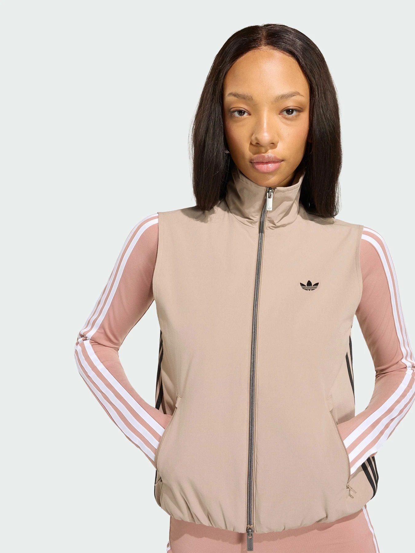 Куртки и дубленки Adidas Adicolor модель KY5183 Куртки и дубленки Adidas Adicolor модель KY5183 Фото