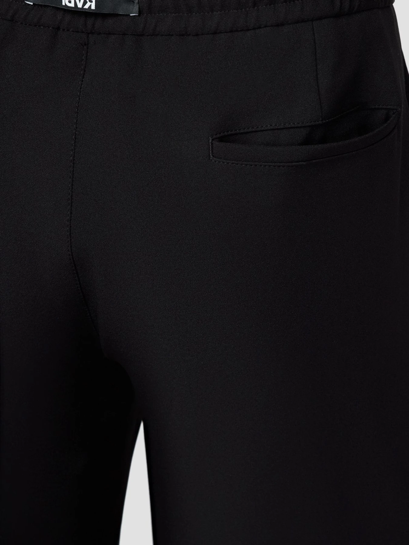 Брюки Karl Lagerfeld модель 531002.255064;990 Брюки Karl Lagerfeld модель 531002.255064;990 Фото