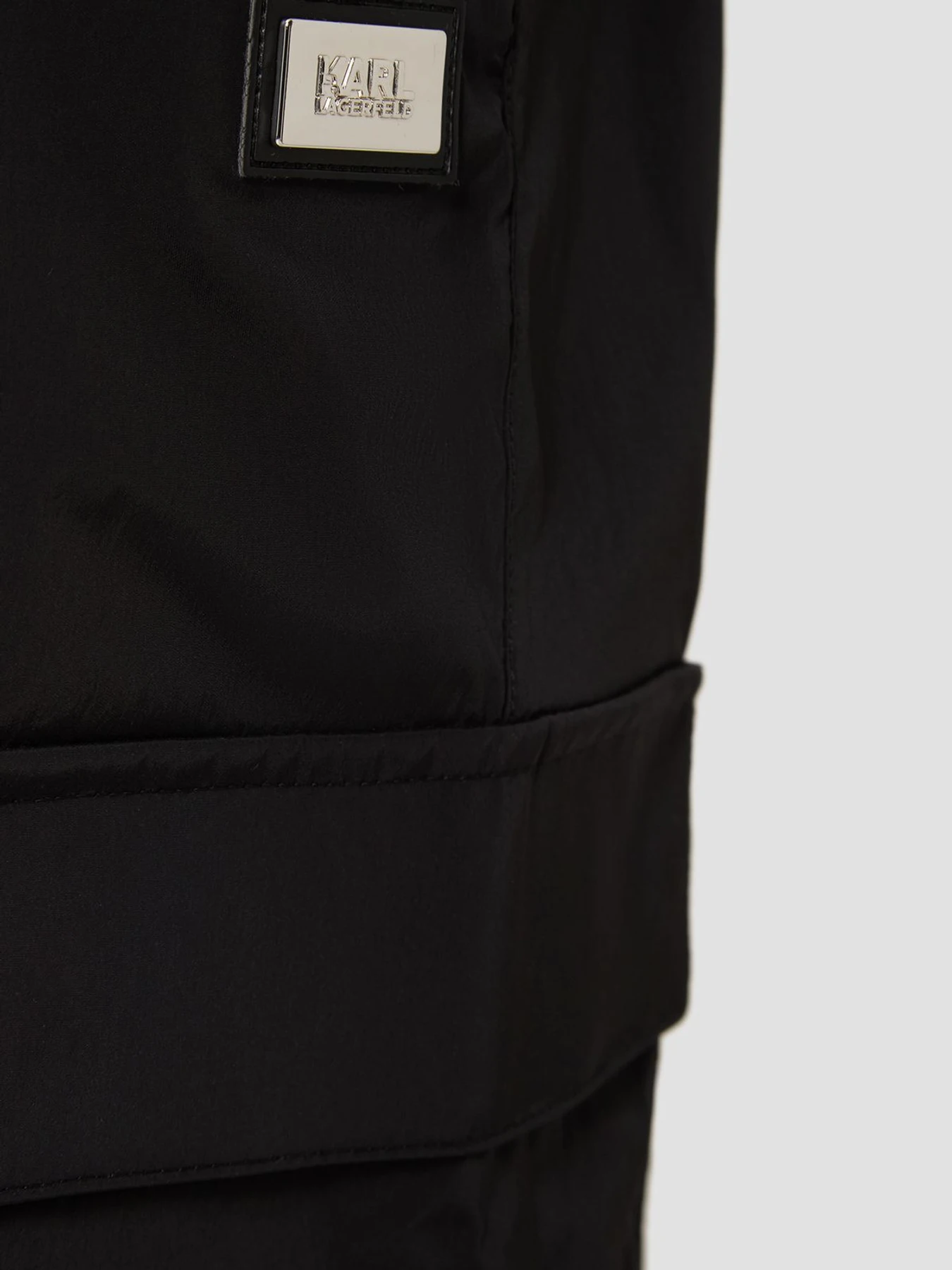 Брюки Karl Lagerfeld модель 552564.265703;990 Брюки Karl Lagerfeld модель 552564.265703;990 Фото