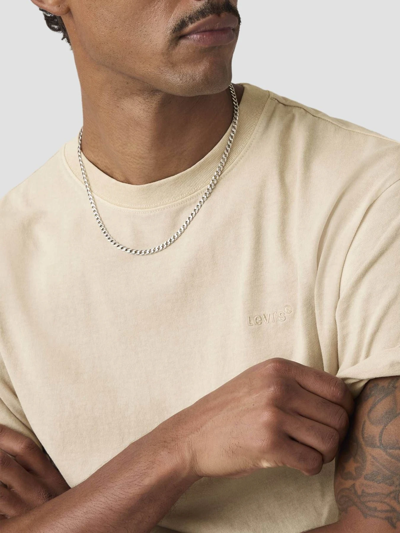Футболки и поло Levi's модель A0637;0197 Футболки и поло Levi's модель A0637;0197 Фото