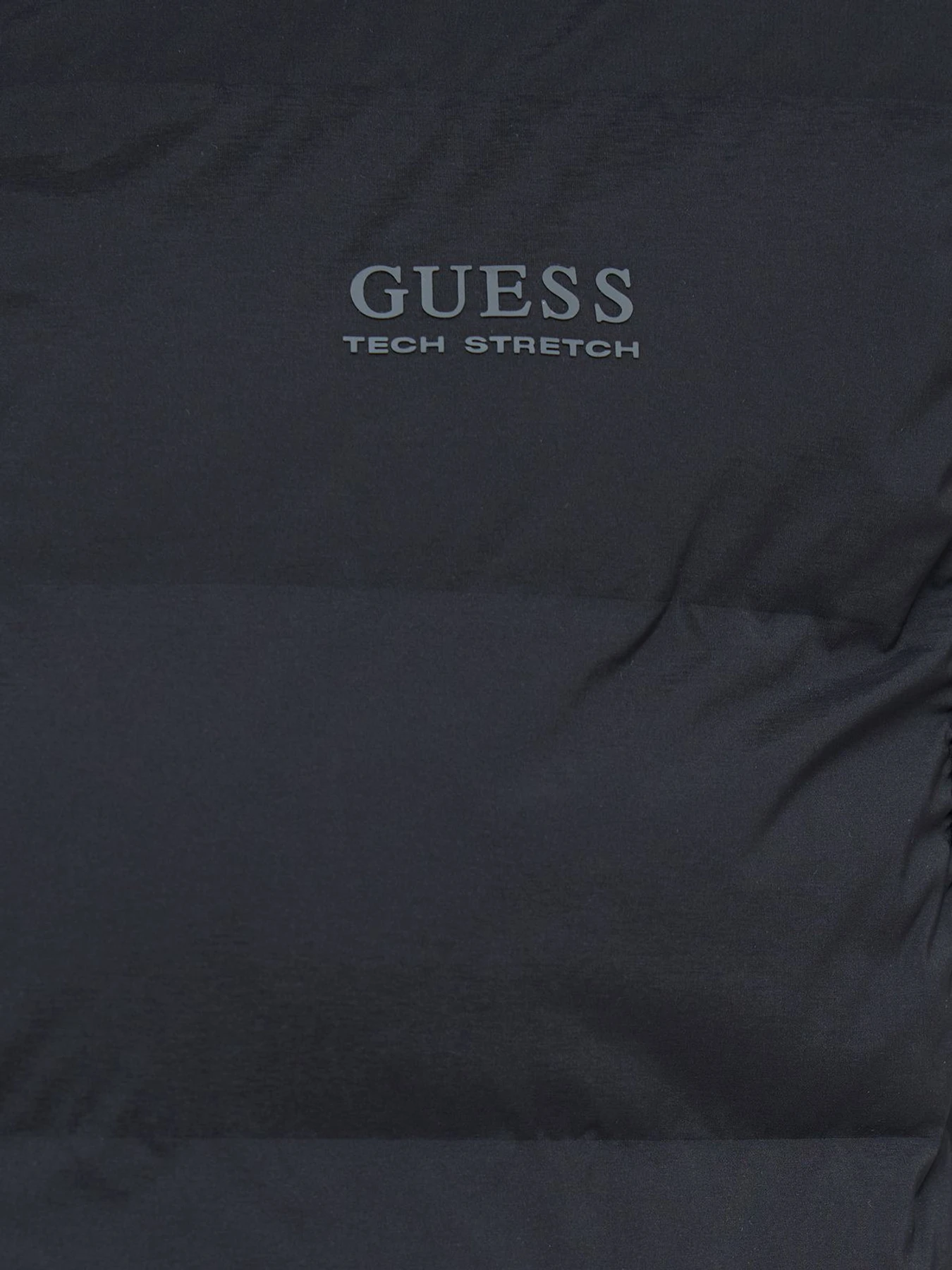 Куртки и дубленки GUESS модель M6RN25.WJ242;JBLK Куртки и дубленки GUESS модель M6RN25.WJ242;JBLK Фото