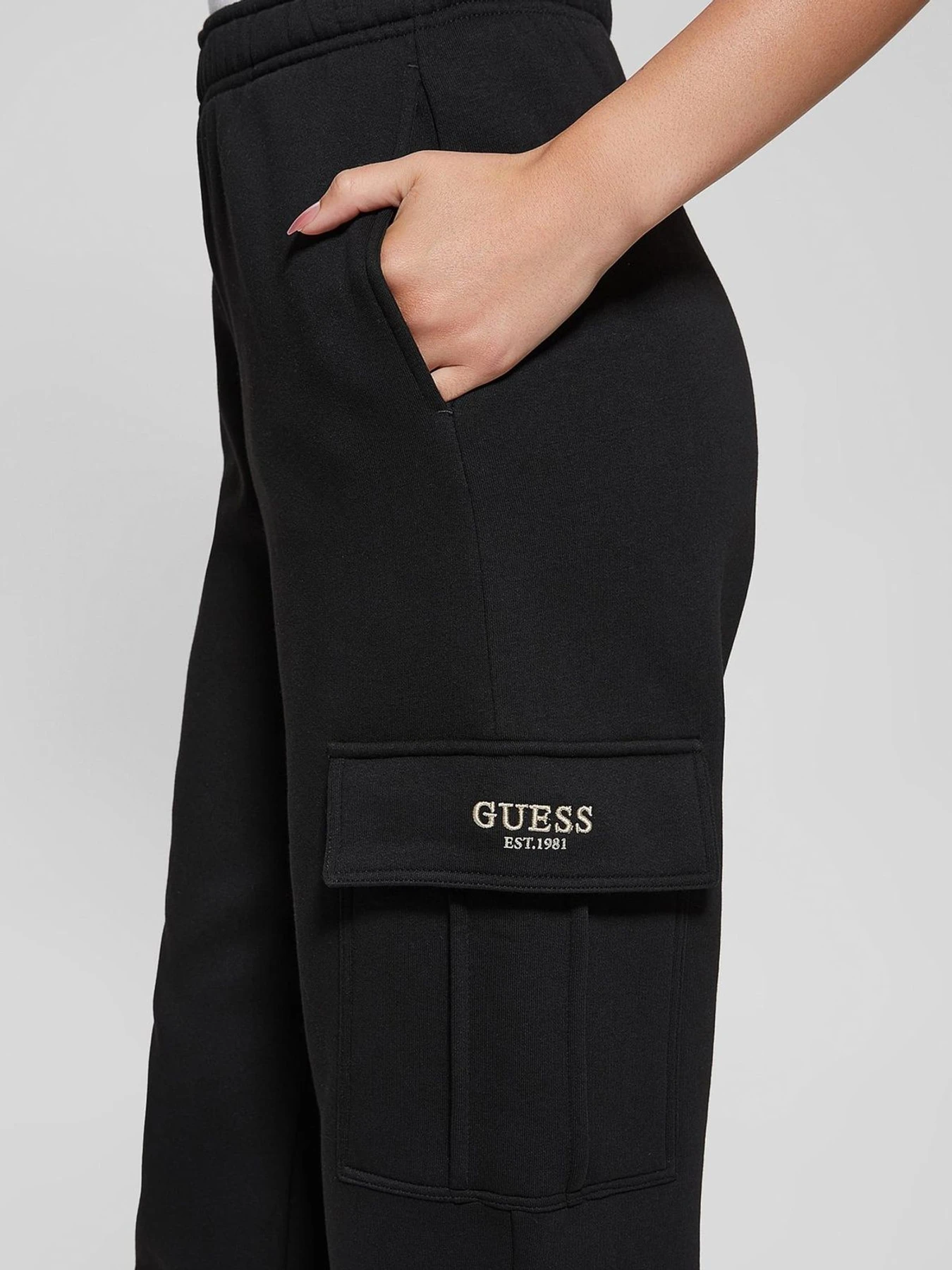 Штани GUESS модель V4BB04.KCHX0;JBLK Фото
