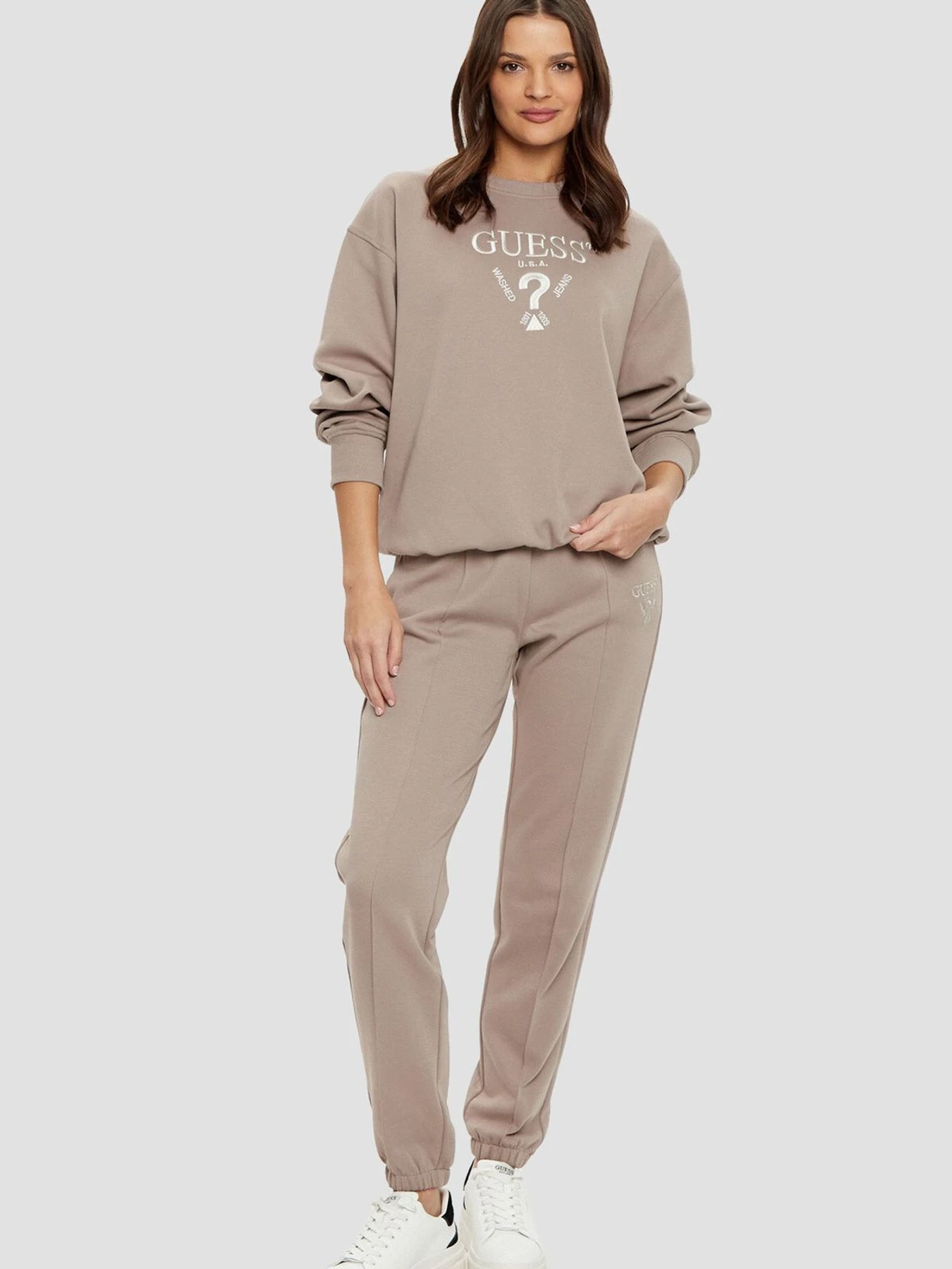 Брюки GUESS модель V5RB13.KC3D2;A120 Брюки GUESS модель V5RB13.KC3D2;A120 Фото