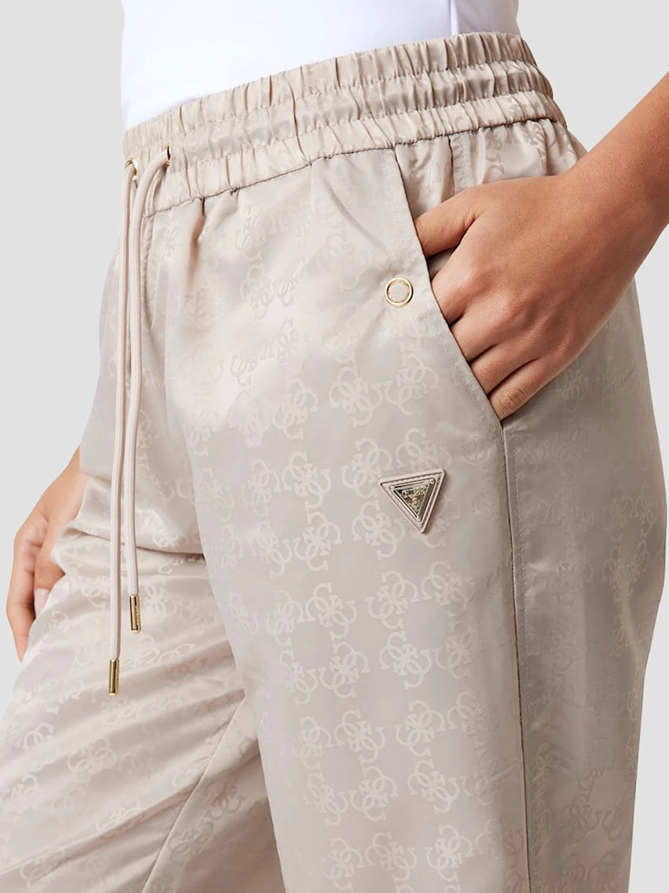 Брюки GUESS модель V5YB14.WHFU0;FJ8F Брюки GUESS модель V5YB14.WHFU0;FJ8F Фото