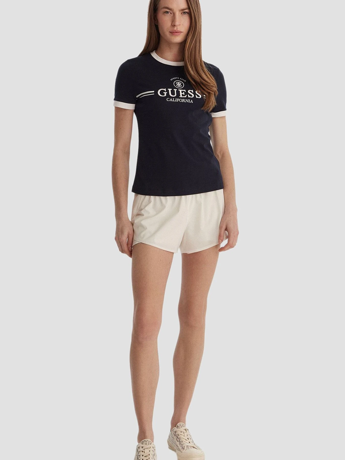 Футболки и поло GUESS модель V6GI08.K2975;A71W Футболки и поло GUESS модель V6GI08.K2975;A71W Фото