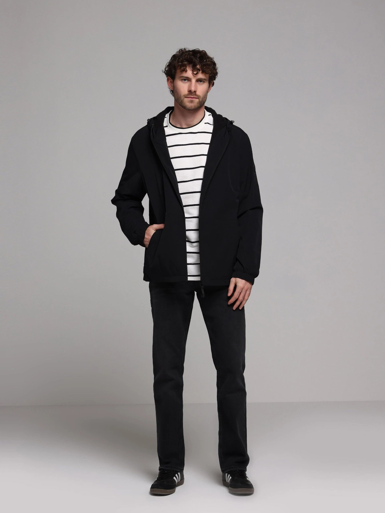 Куртки и дубленки Colin’s модель CL1077708_Q1.V1_BLK Фото